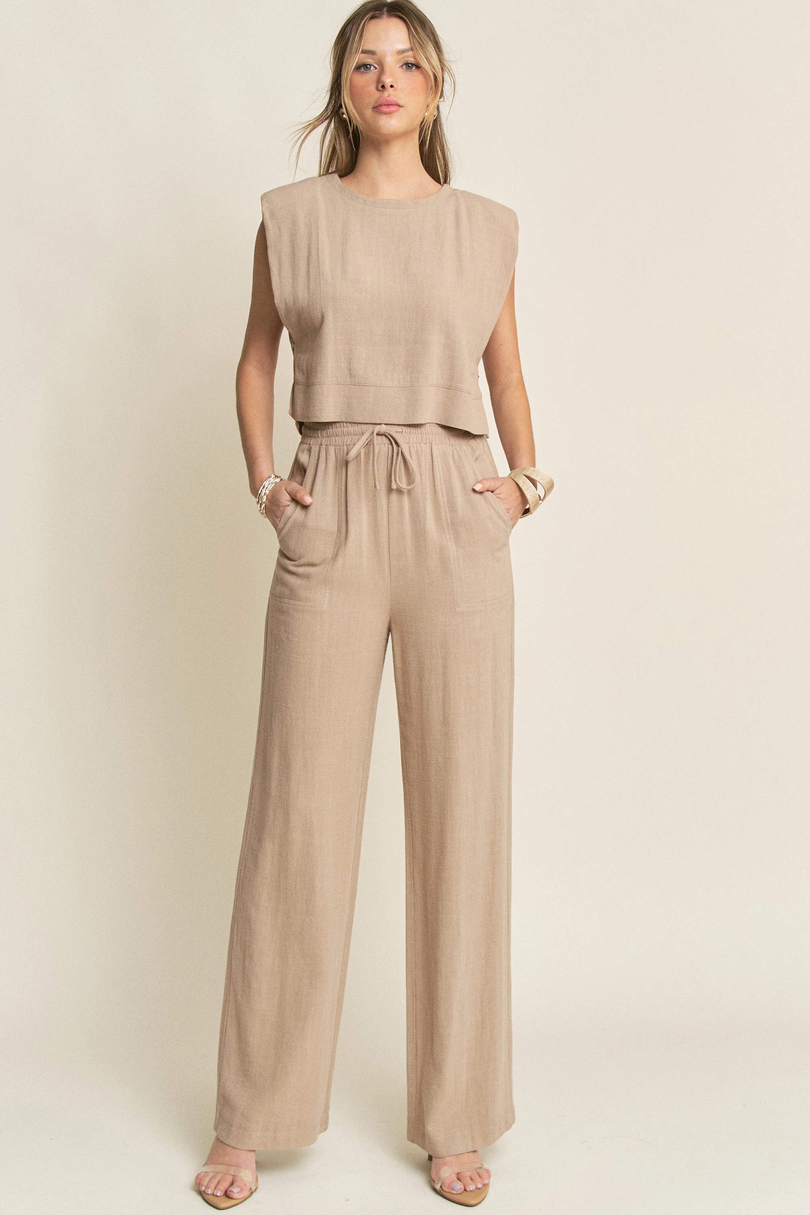 The Strand Linen Two Piece Set in Camel