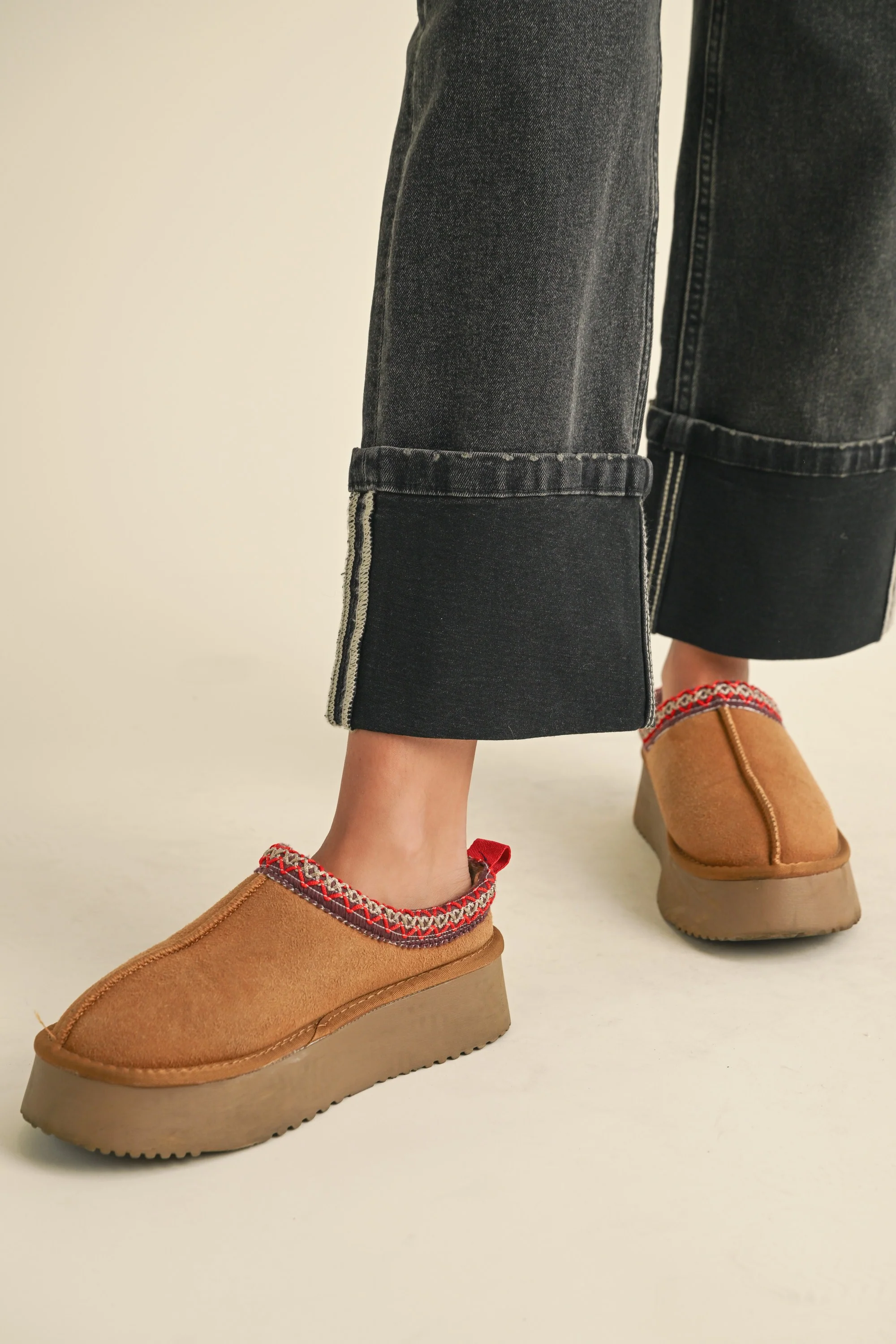 Denim Cuff Bottom Pant in Balck Wash