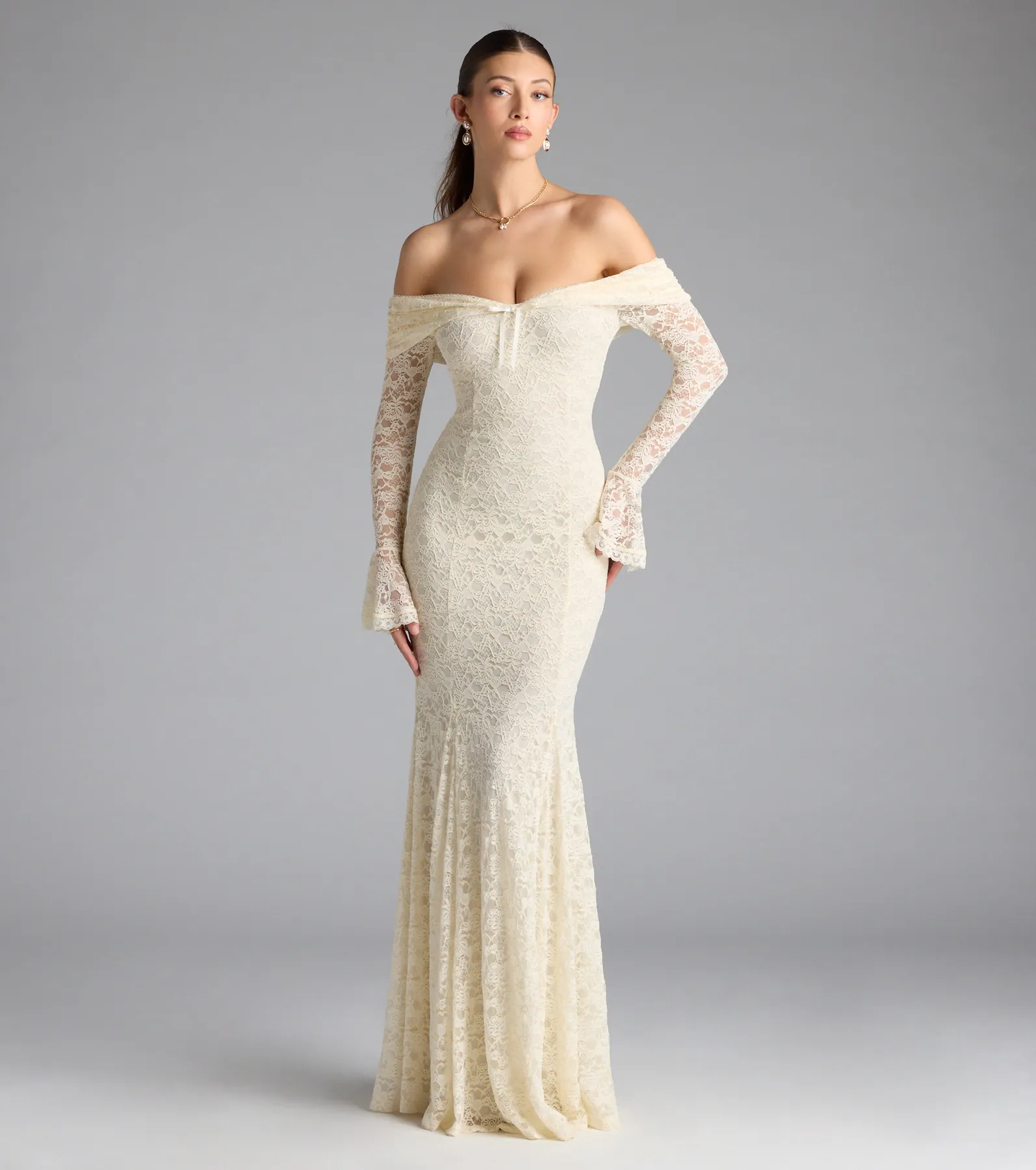 Blakely Off-The-Shoulder Mermaid Lace Formal Dress