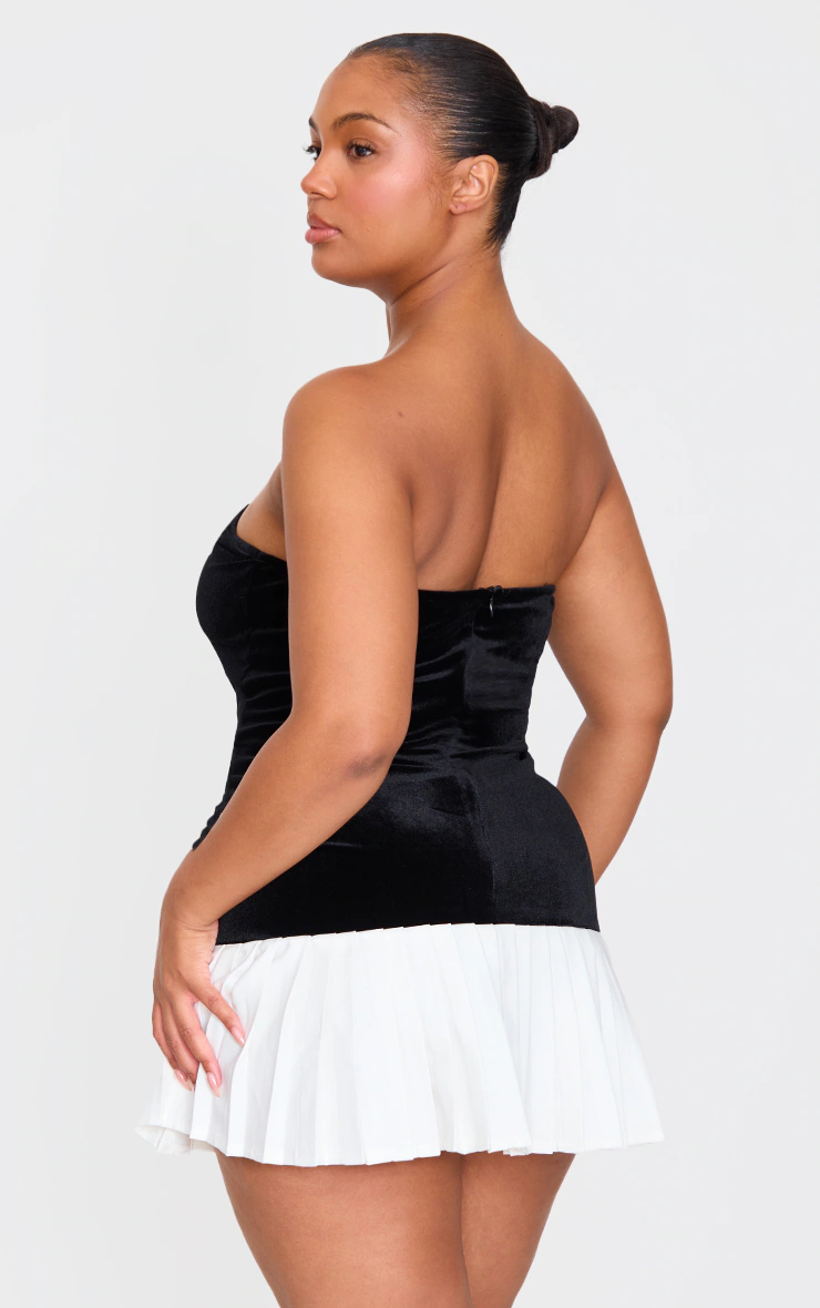 Plus Black Contrast Pleated Velour Bandeau Mini Dress