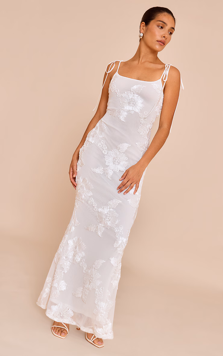 Petite White Flower Detail Maxi Dress