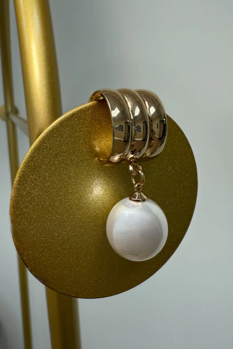 Sasha Drop Pearl Textured Studs