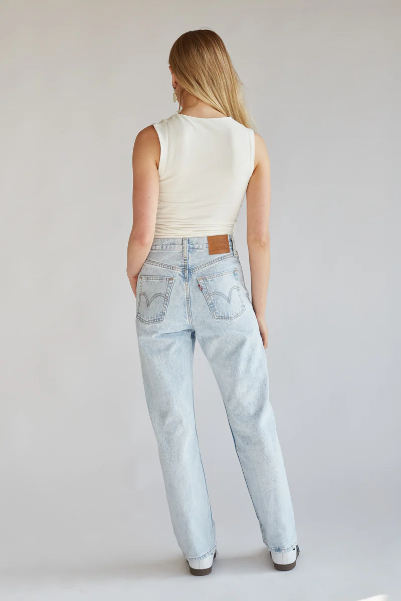 Levi's Ribcage Straight Ankle Jeans Ojai Shore