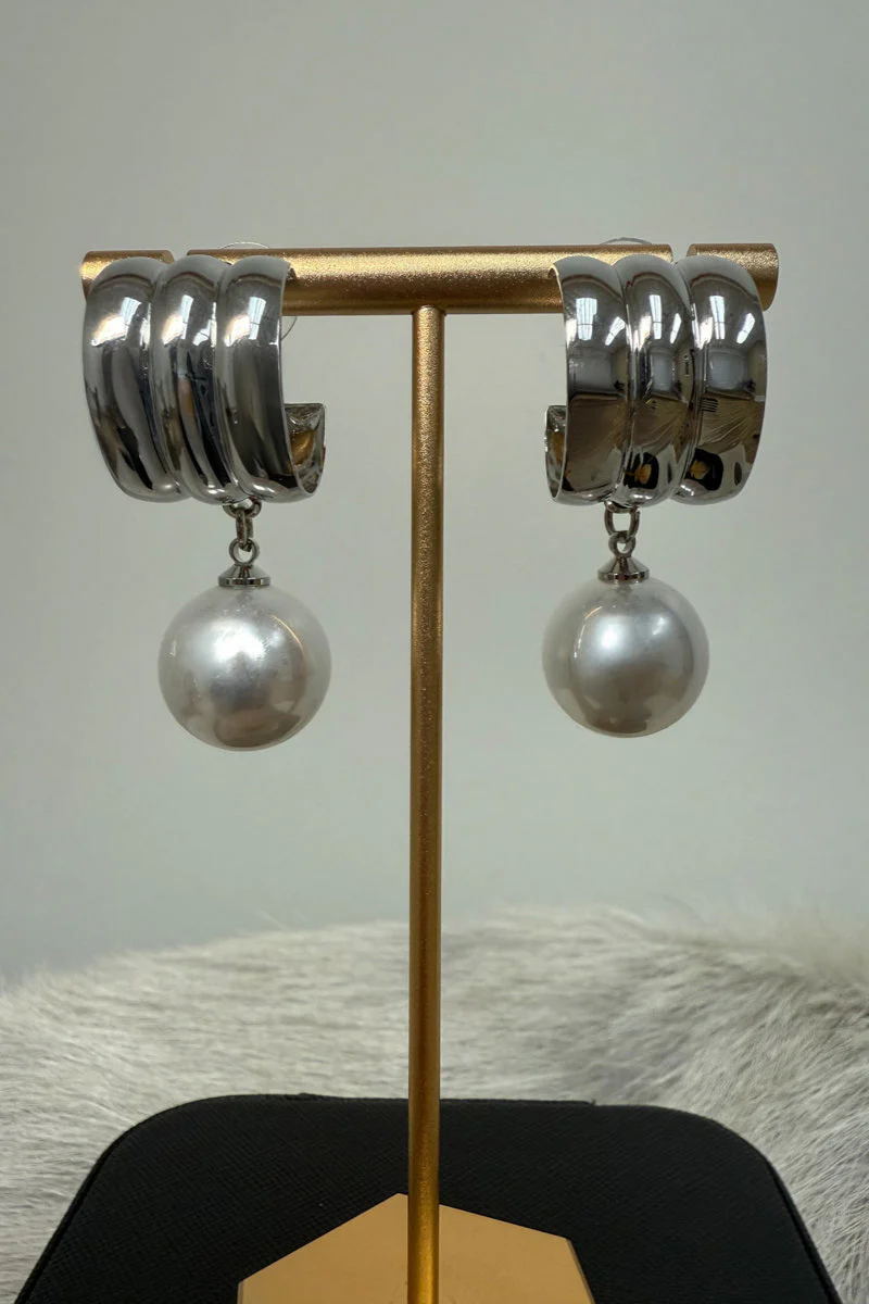 Sasha Drop Pearl Textured Studs