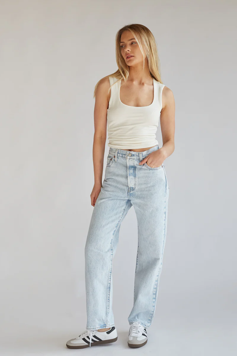 Levi's Ribcage Straight Ankle Jeans Ojai Shore