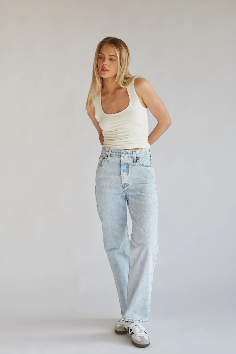 Levi's Ribcage Straight Ankle Jeans Ojai Shore