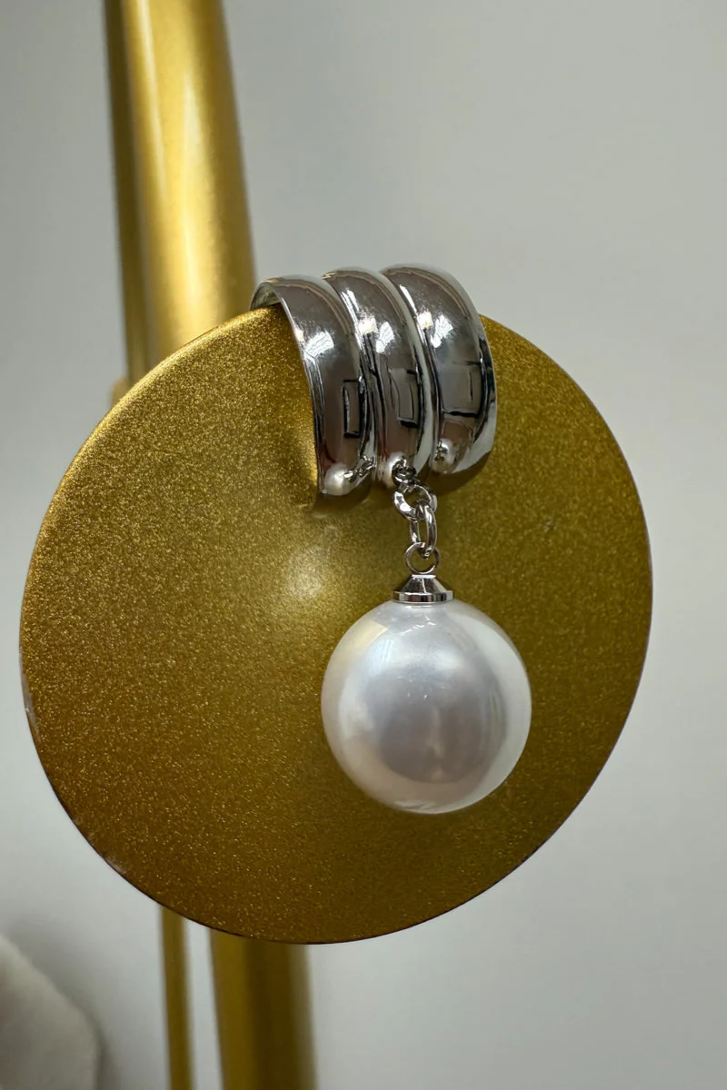 Sasha Drop Pearl Textured Studs