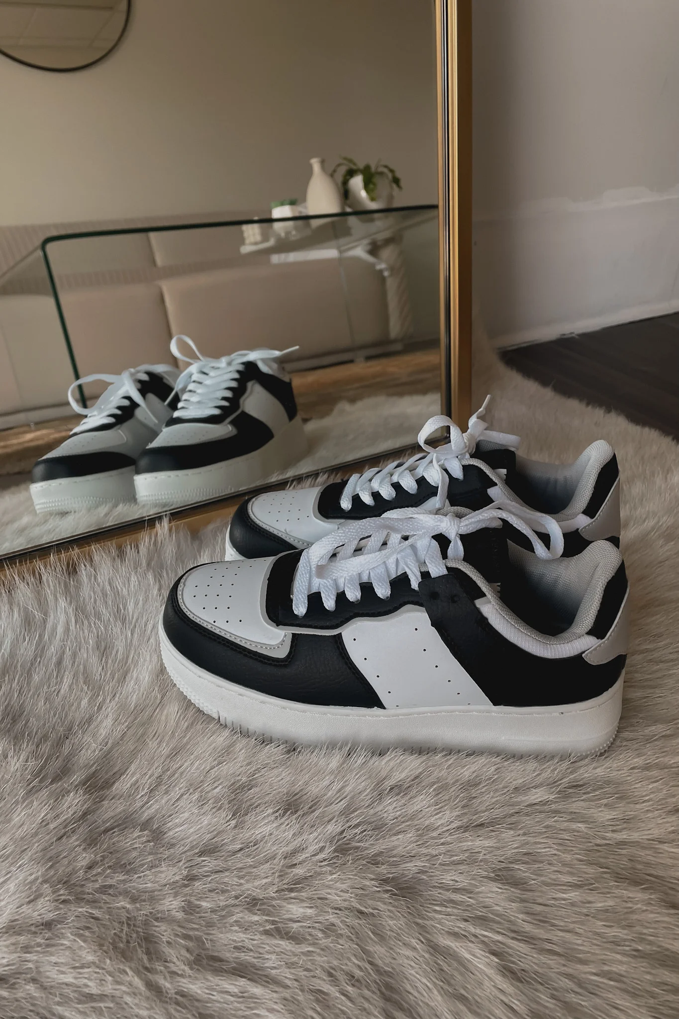 Paola Platform Low Top Sneakers