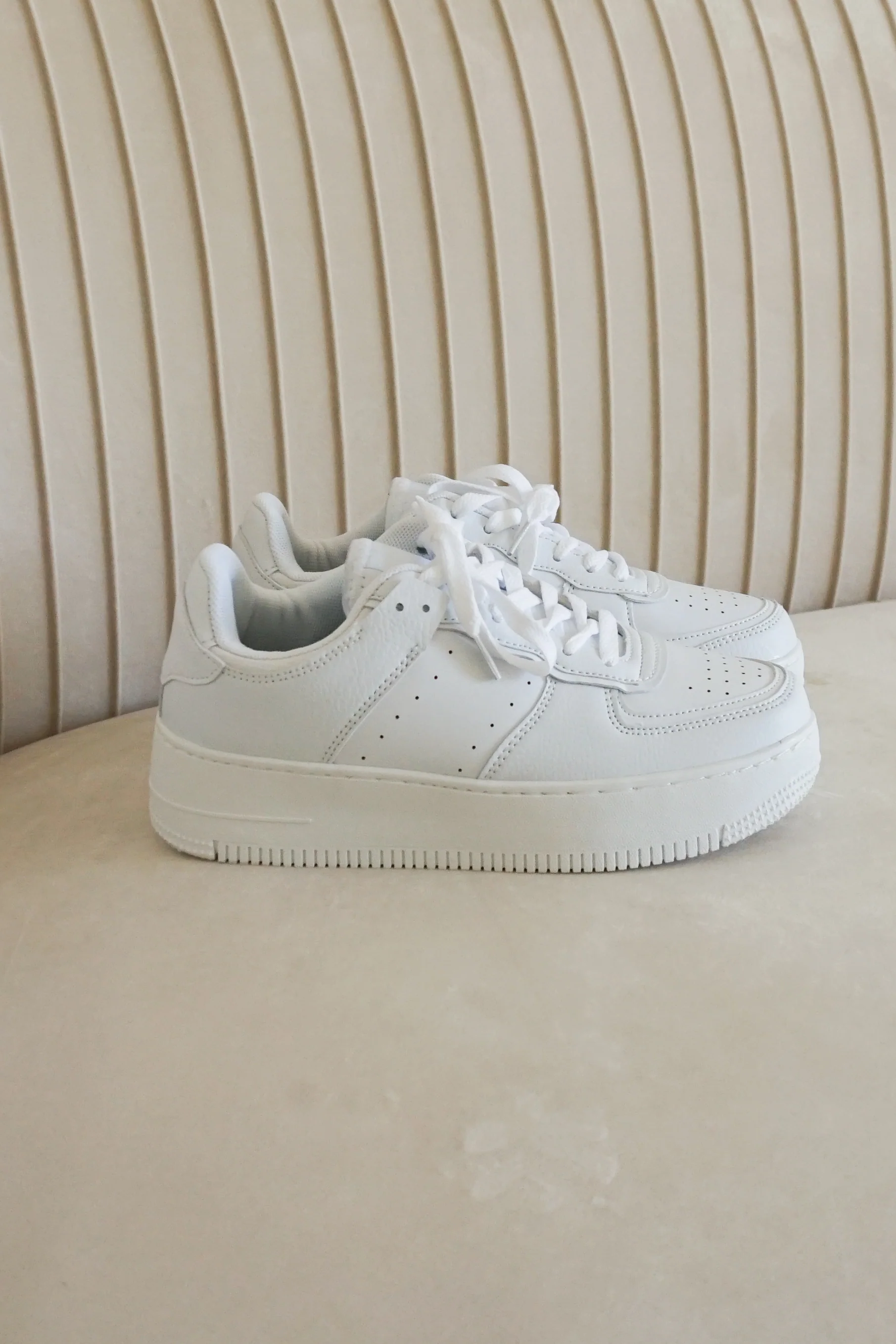 Paola Platform Low Top Sneakers