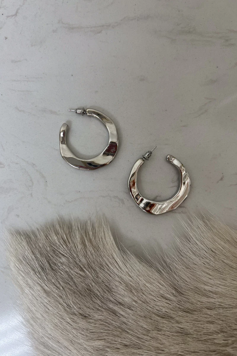 Cara Hammered Hoop Earrings