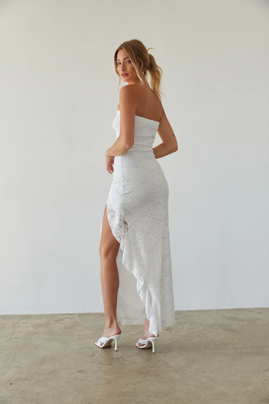 Vivienne Lace Ruffle Maxi Dress