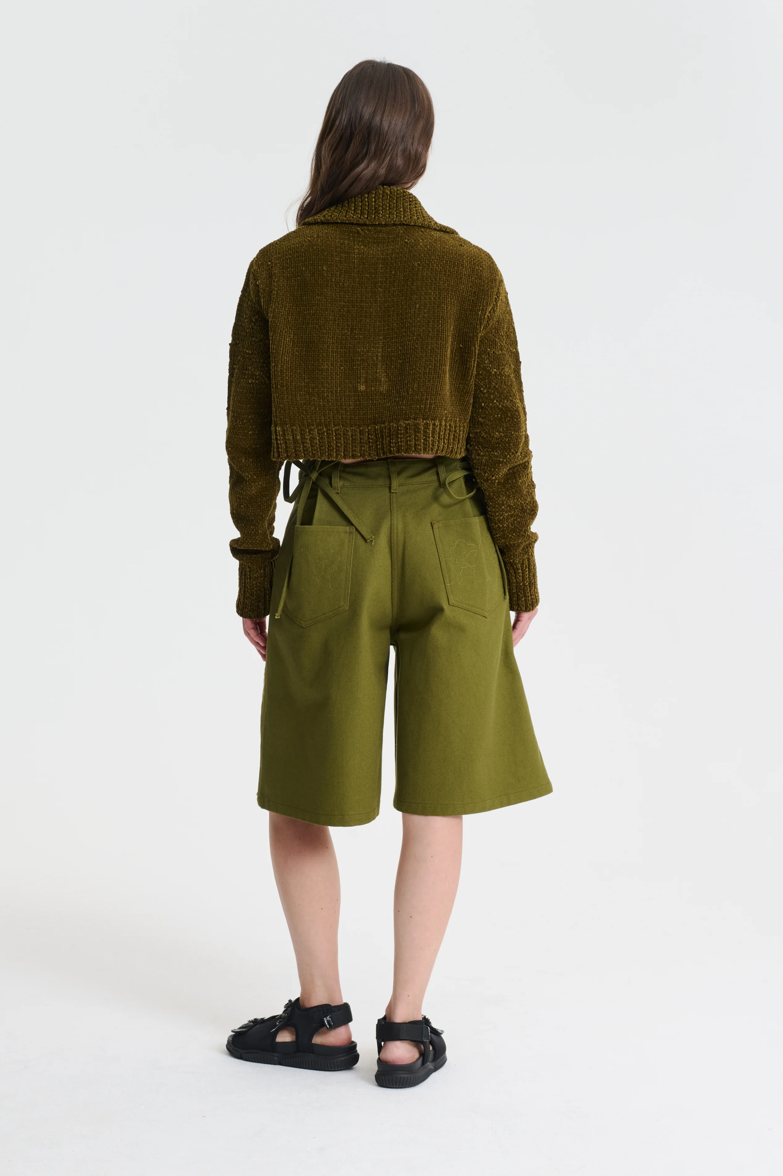 ANNIKA | SHORTS | OLIVE GREEN