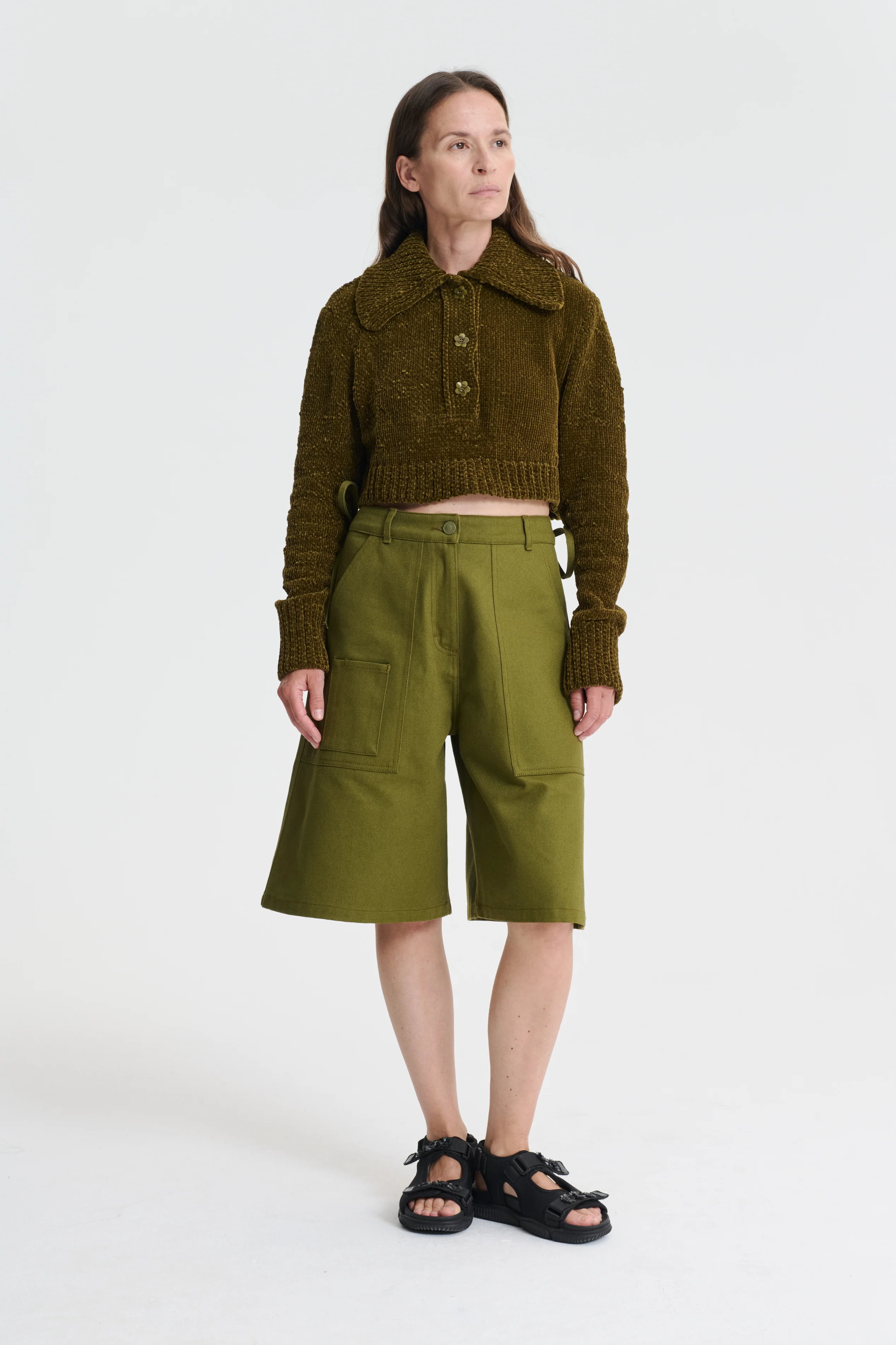 ANNIKA | SHORTS | OLIVE GREEN