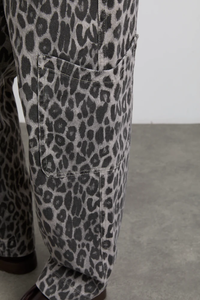 drew cargo jeans - leopard charcoal