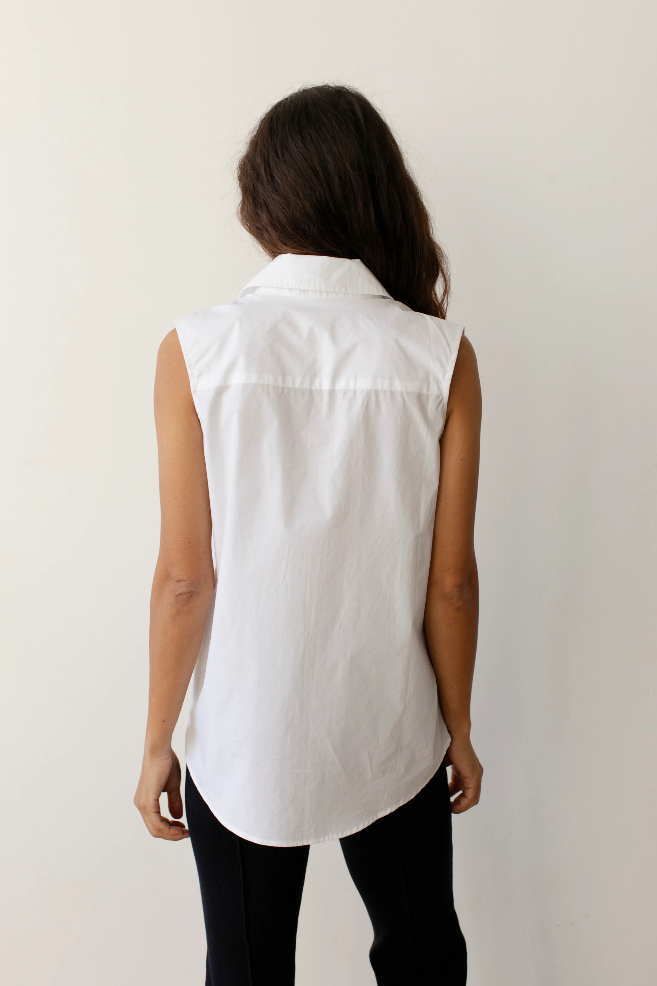 The Pop Sleeveless Shirt