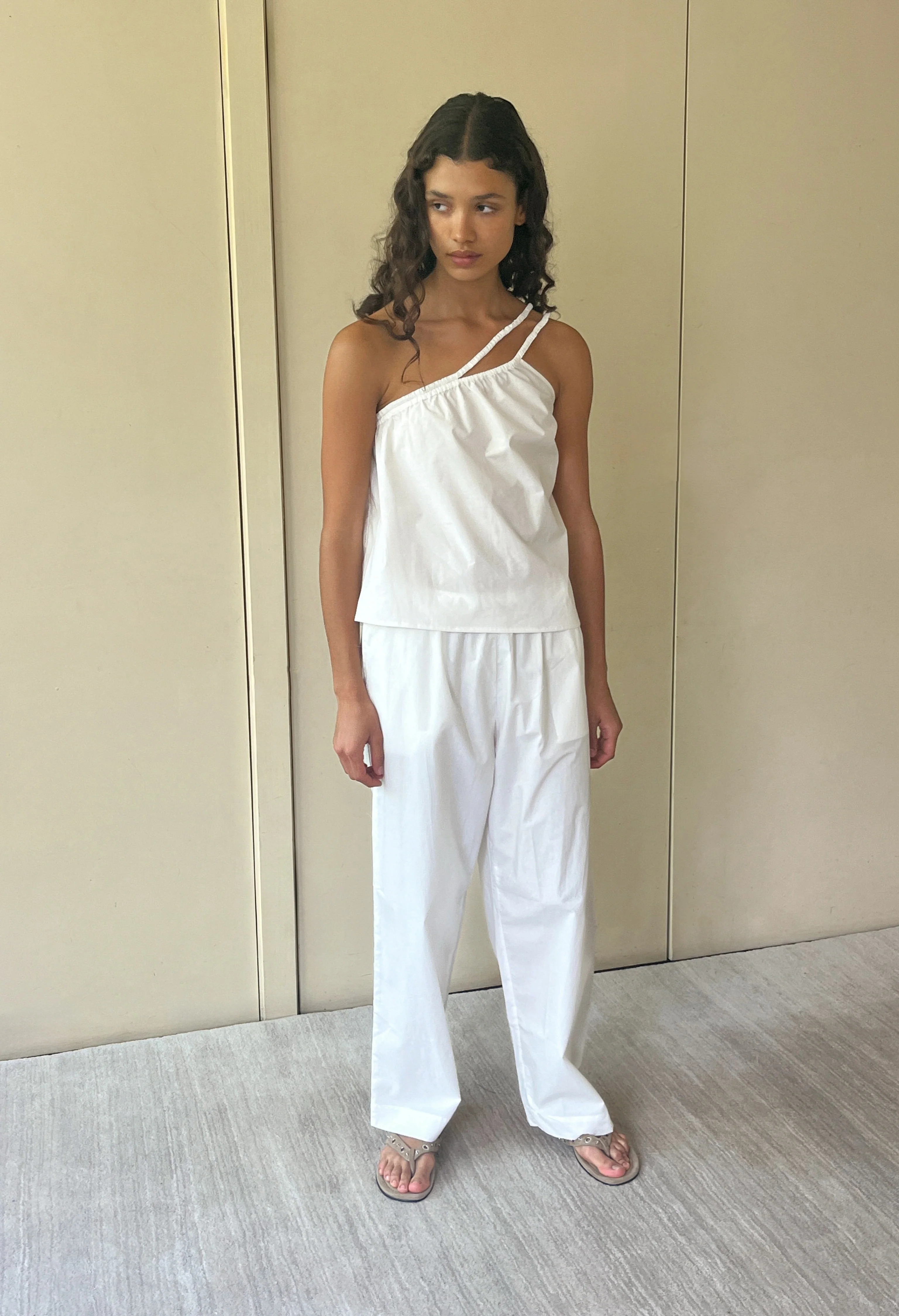 Shoulder Top - White