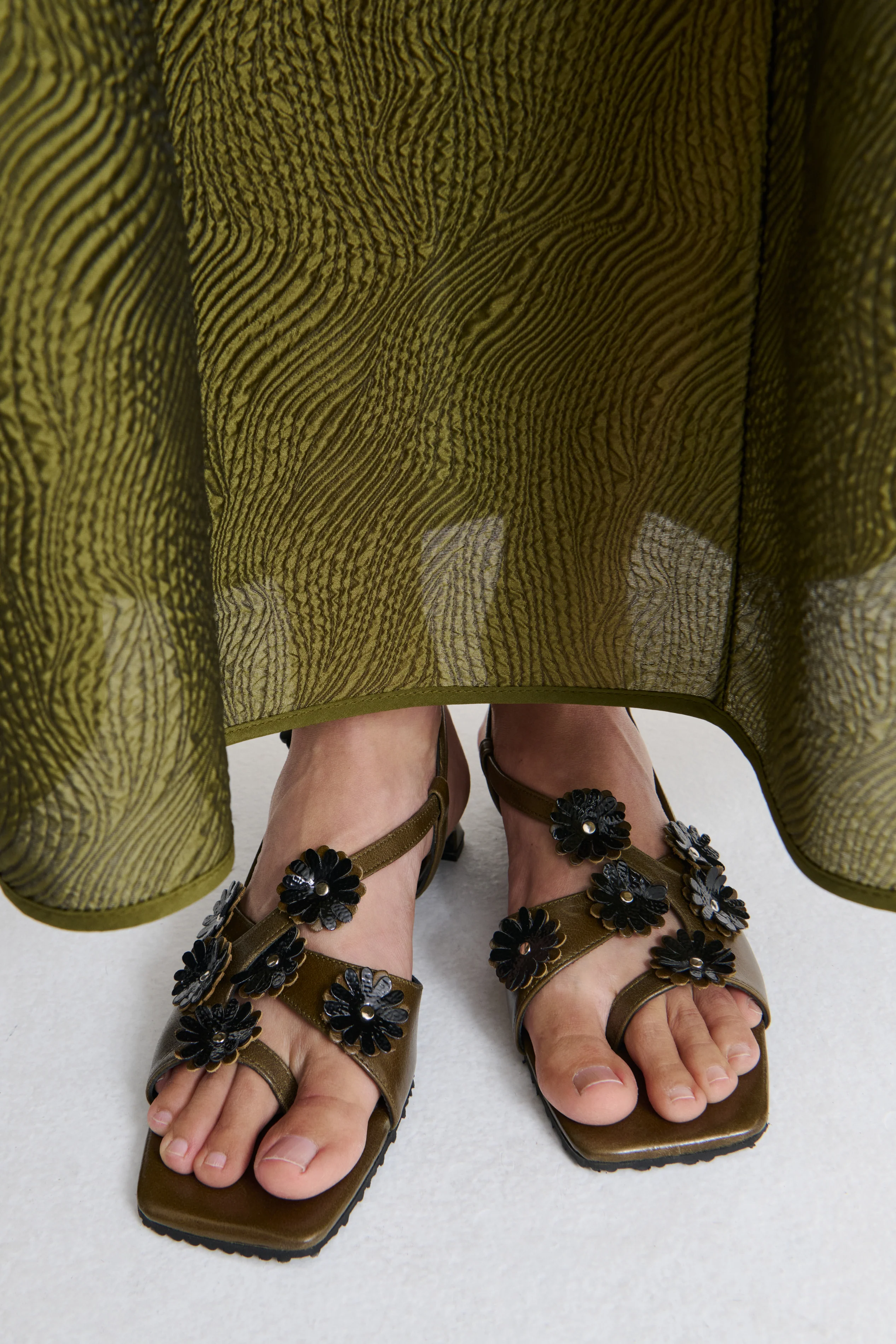ARNA | SANDAL TEXTURED LEATHER OLIVE