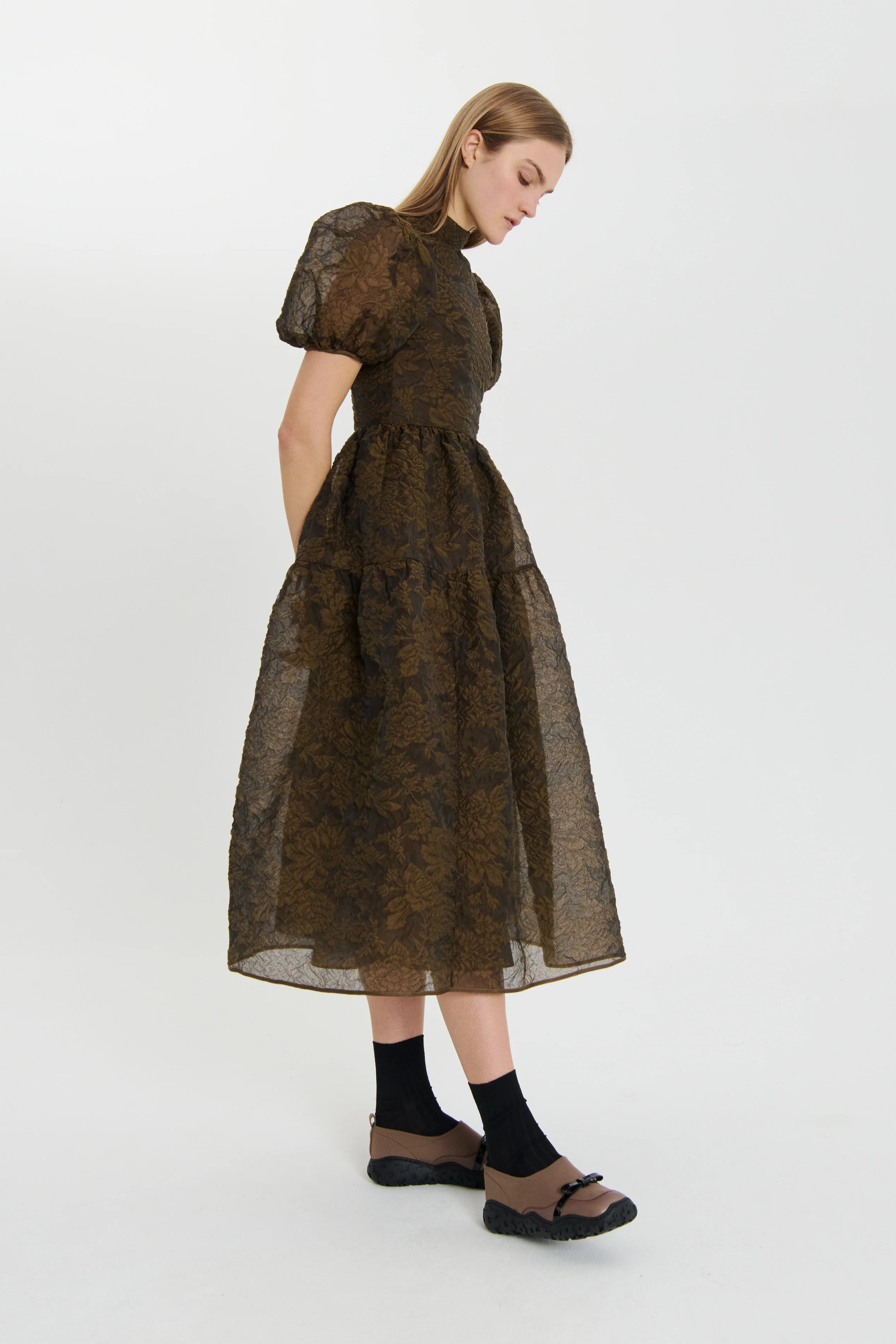 KELLY | DRESS POSY MATELASS… BROWN