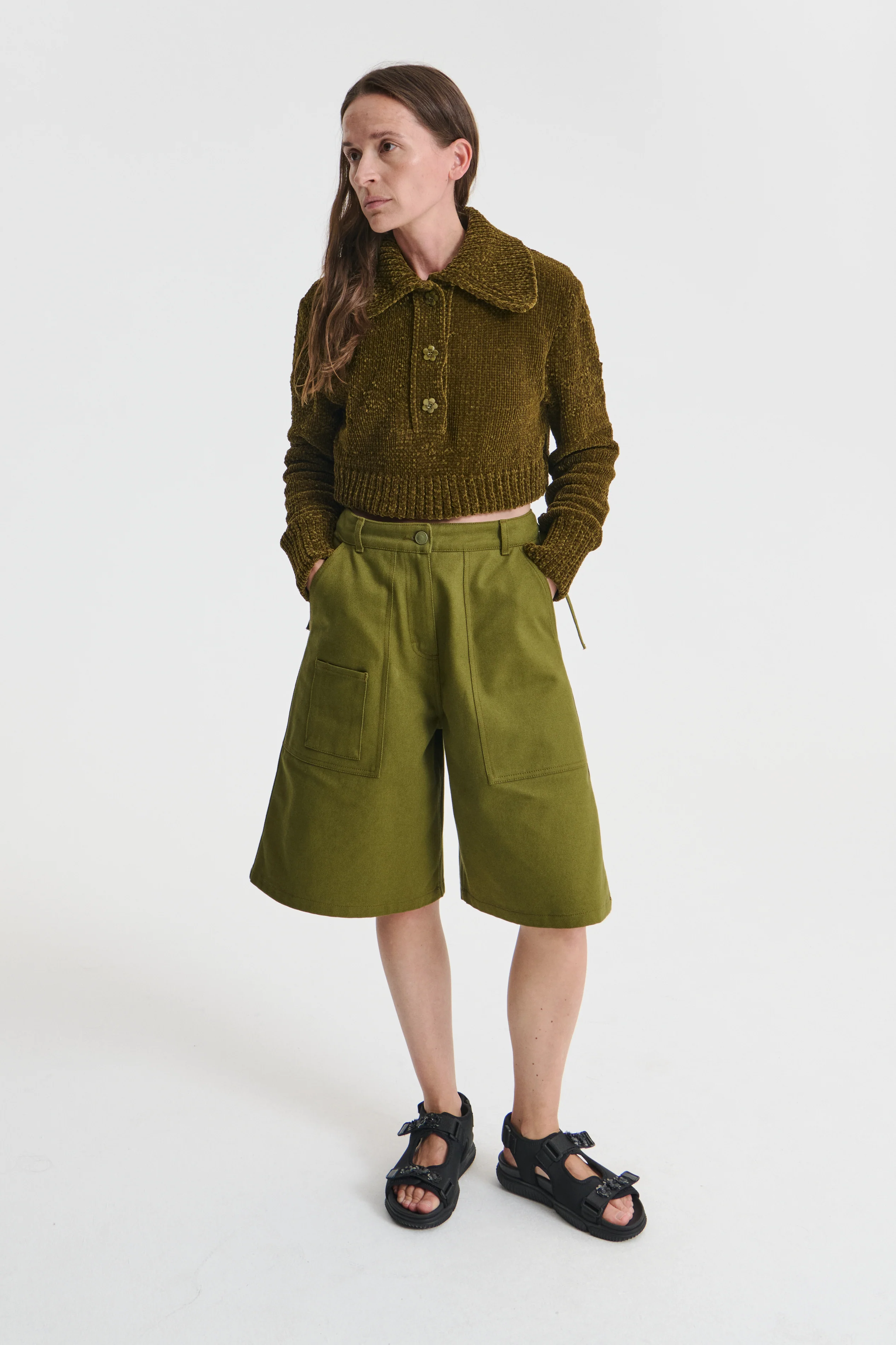 ANNIKA | SHORTS | OLIVE GREEN