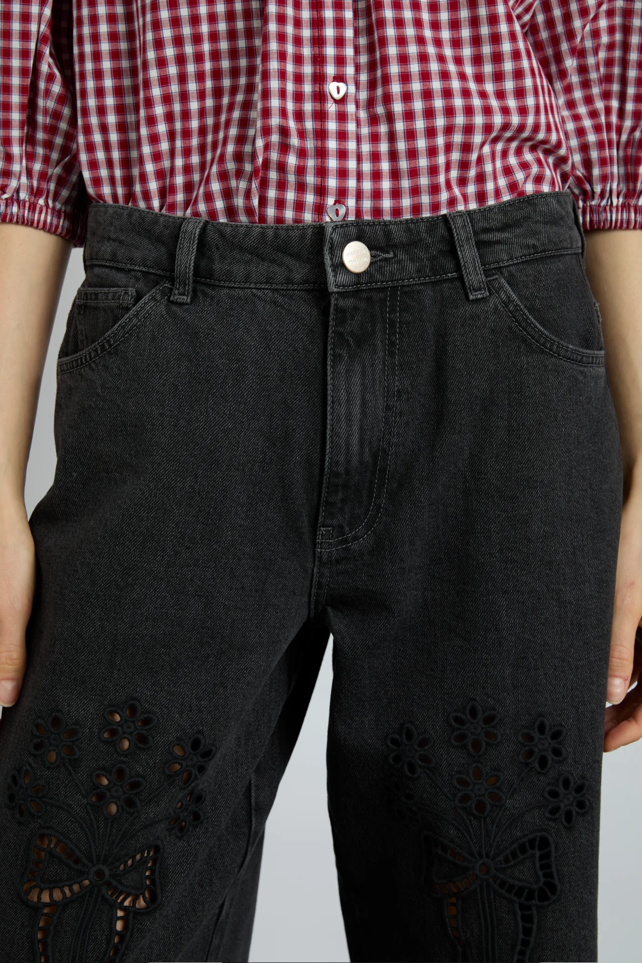 drew jeans- washed black broderie