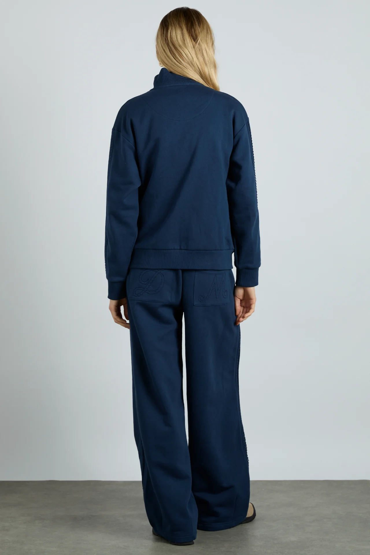 rafe jogger with crochet edge stripe - navy