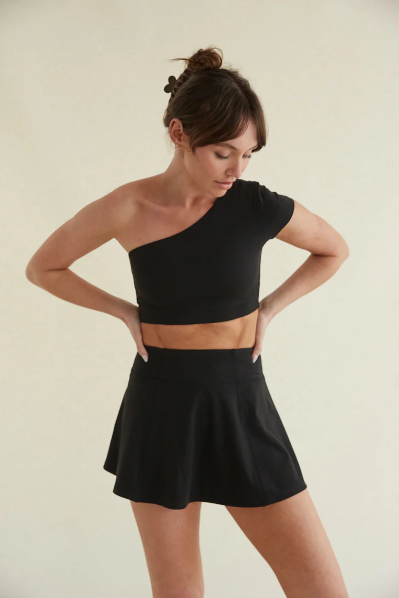 Mia Smoothing One Shoulder Crop Top in Black