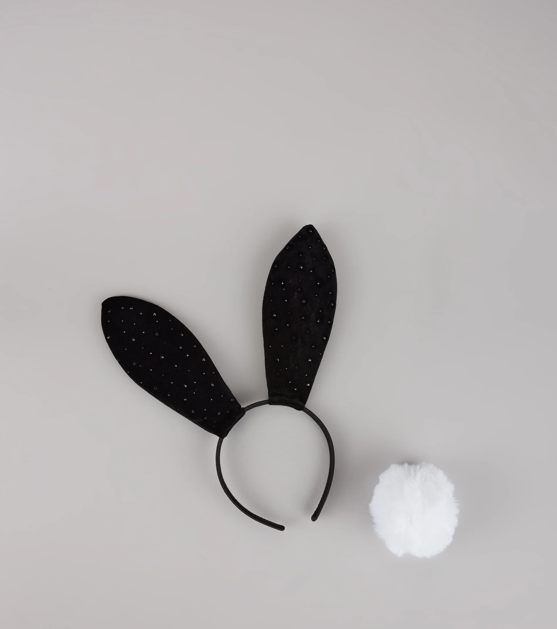 Iconic Bunny Tail And Ears Set