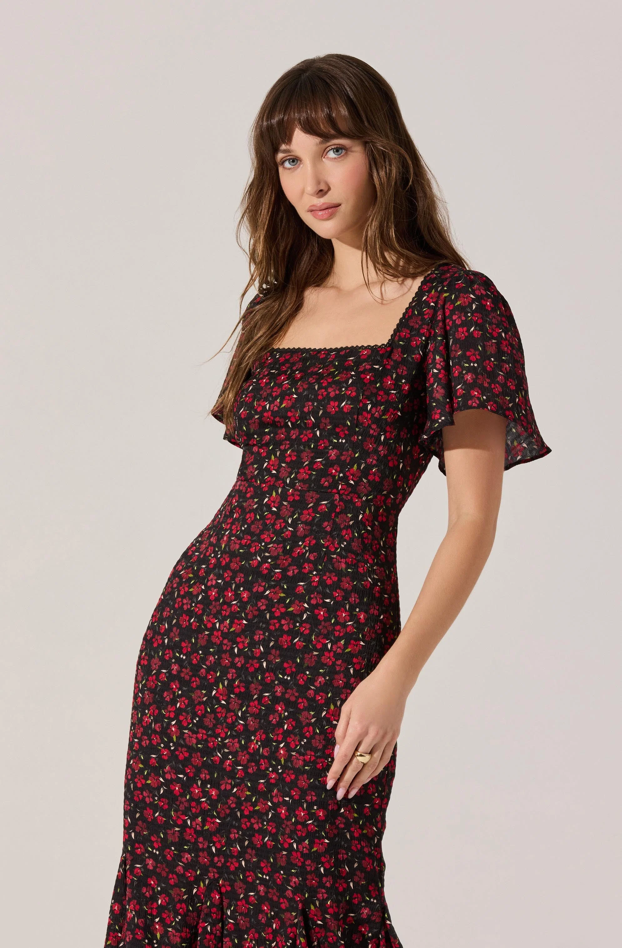 Sara Floral Lace Trim Dress