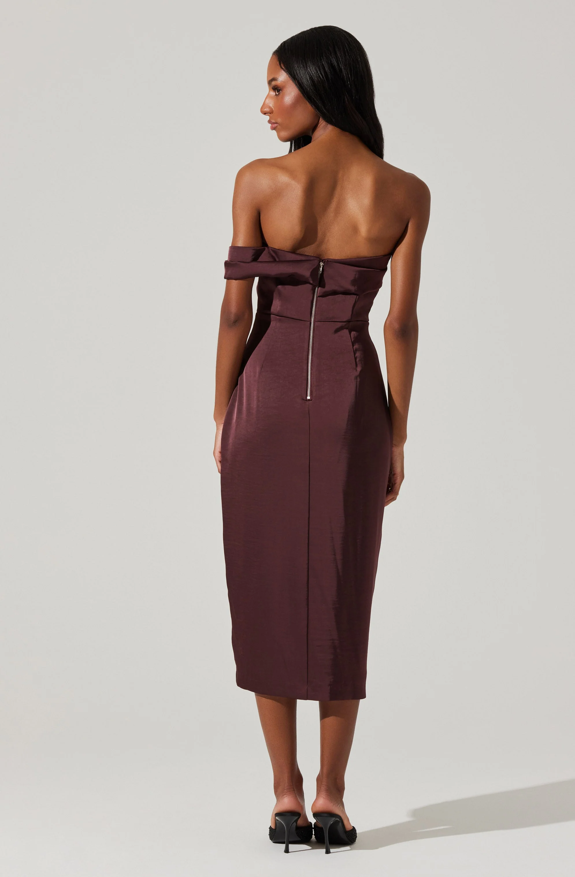 Gwyneria Off Shoulder Midi Dress