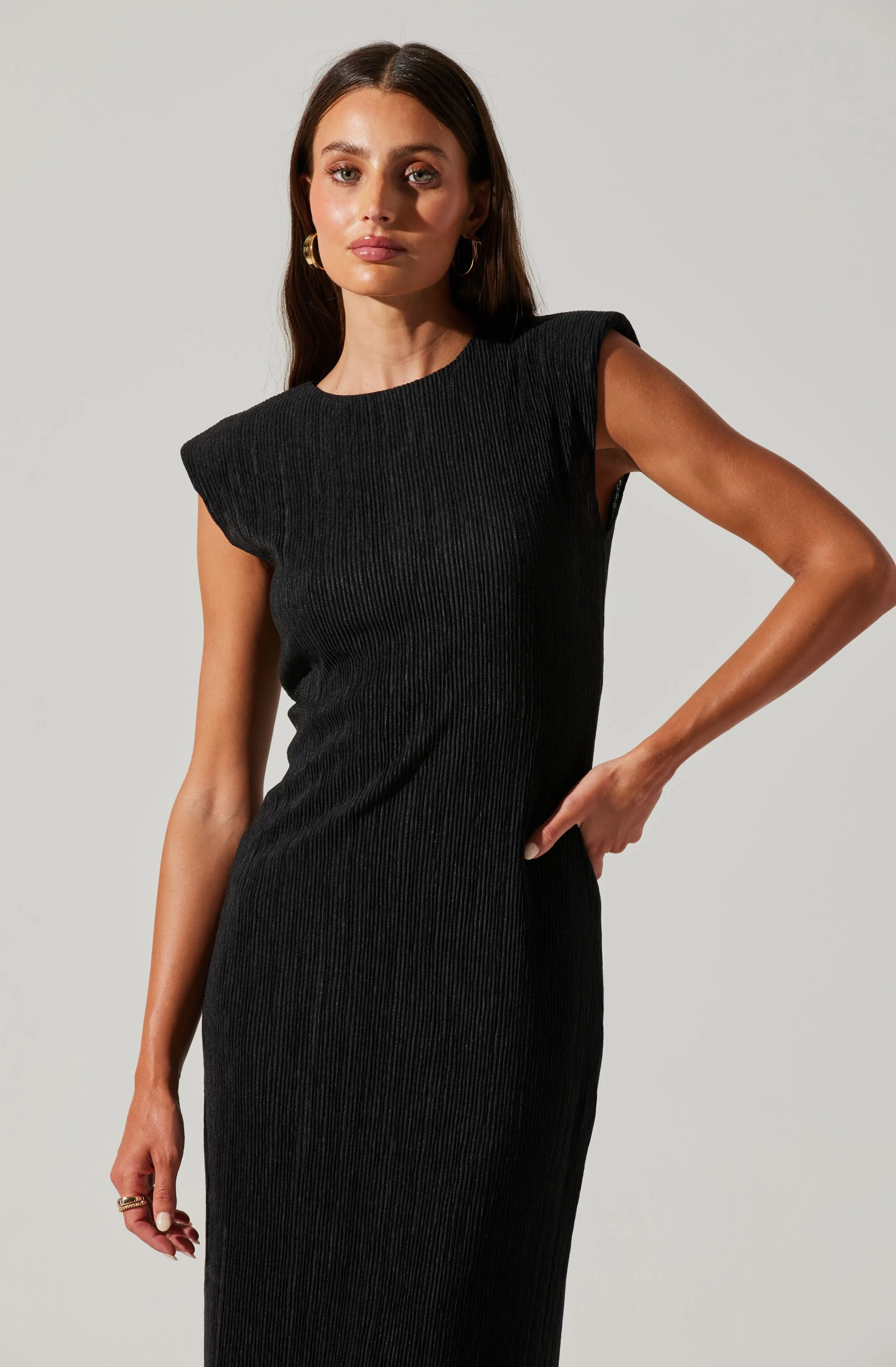 Plisse Straight Neck Midi Dress