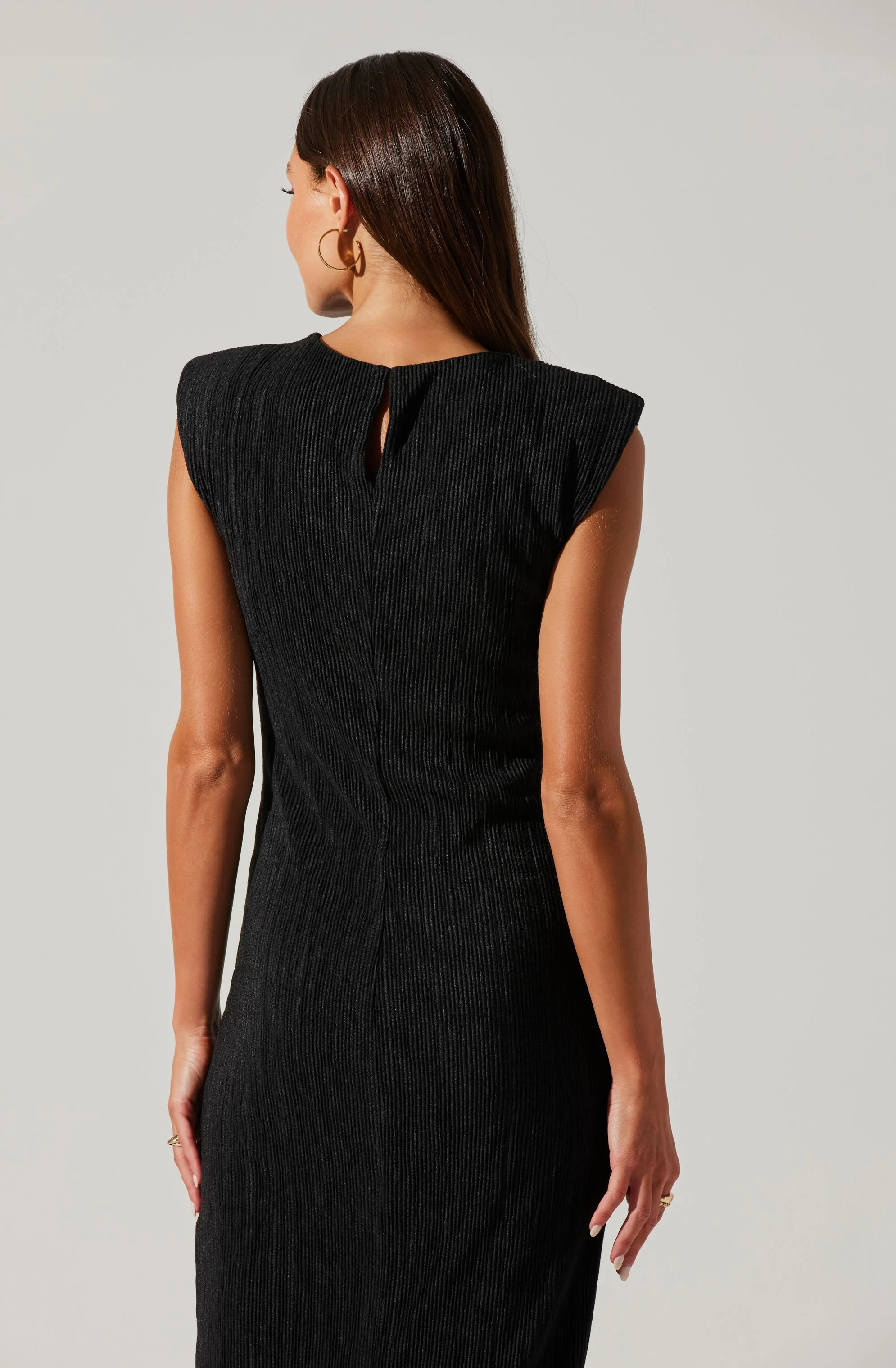 Plisse Straight Neck Midi Dress