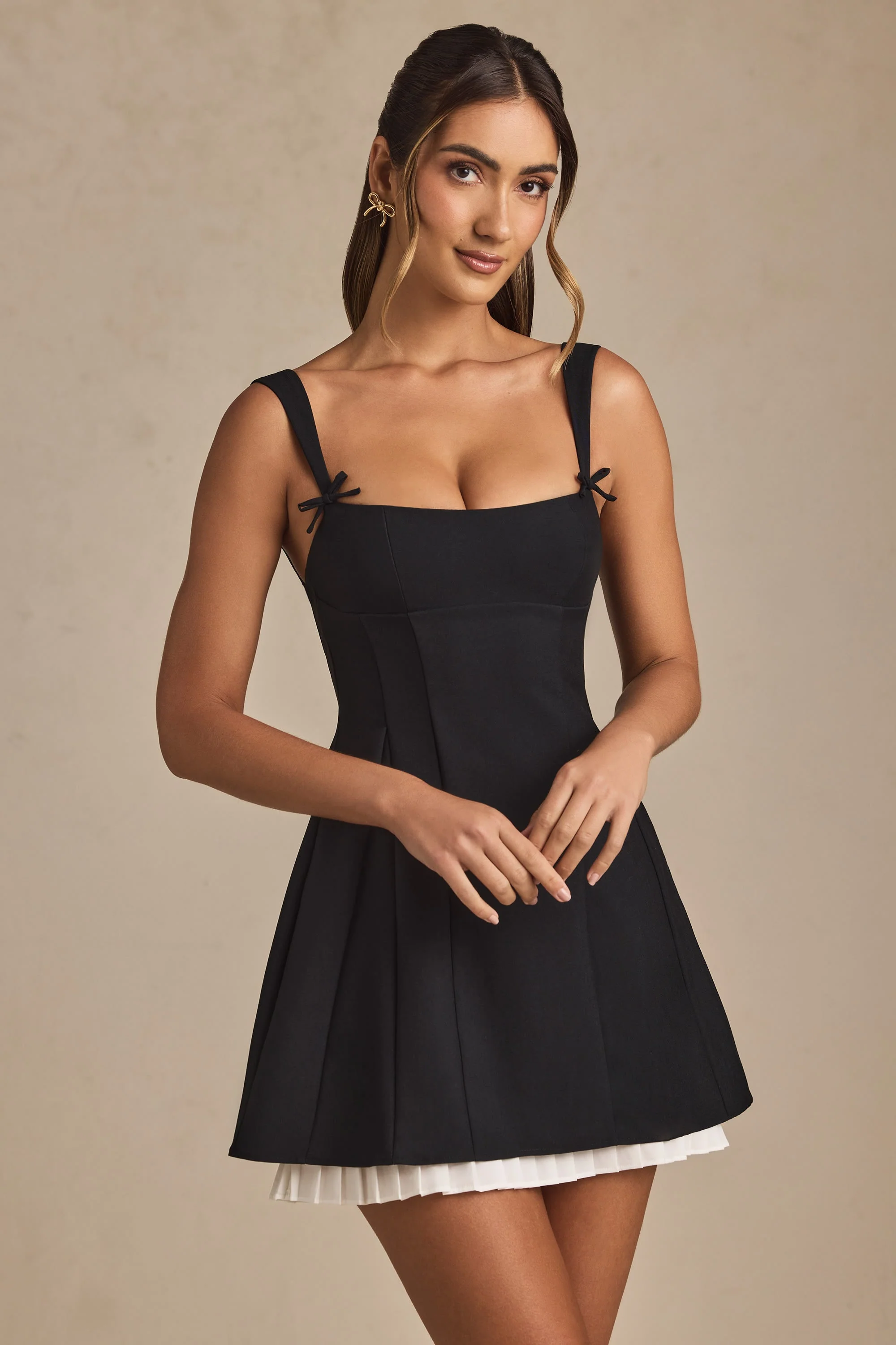 Bow-Detail Pleated A-Line Mini Dress in Black