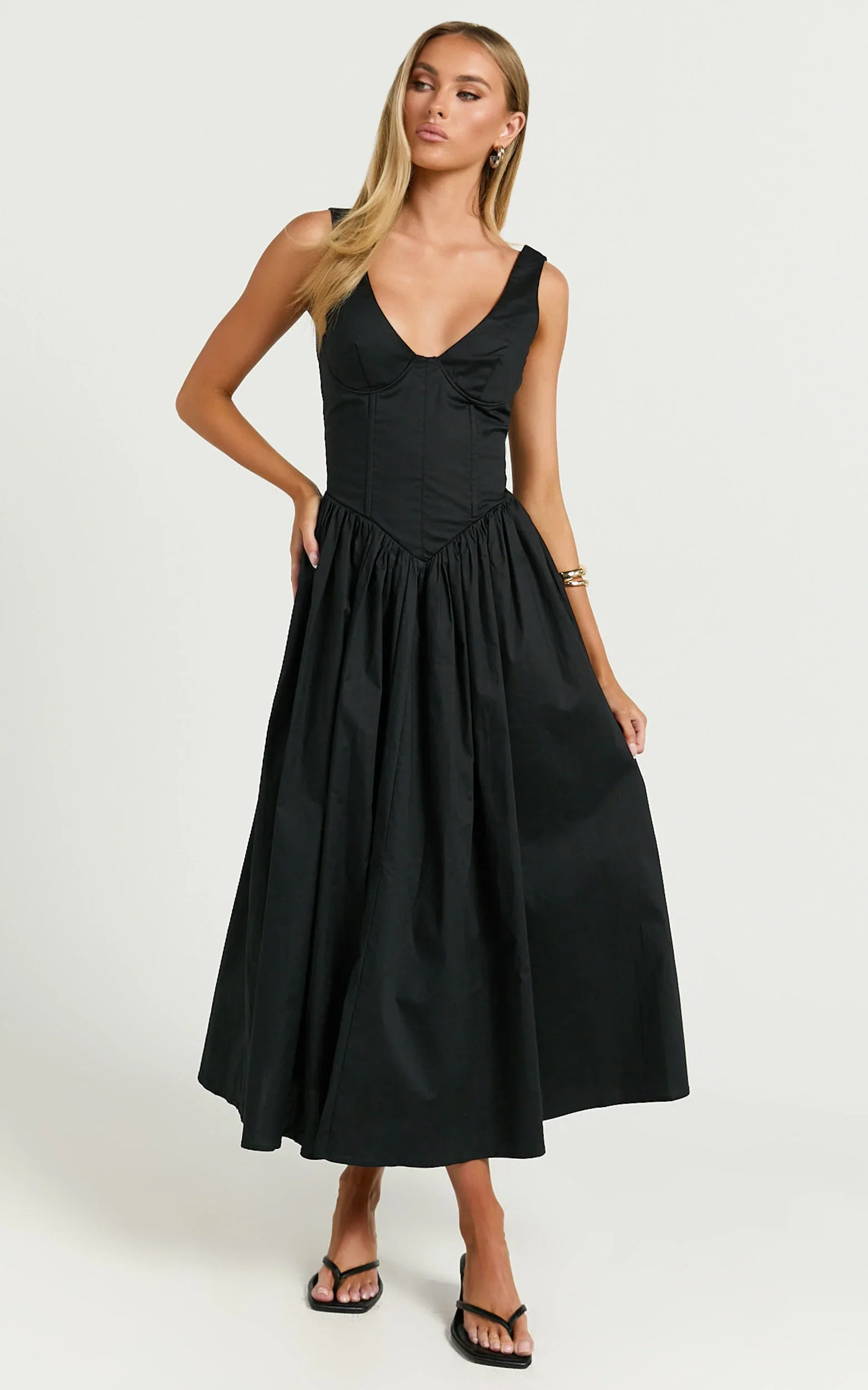 Beckett Midi Dress Scoop Neck Drop V Waist Gathered Skirt Dress in Black