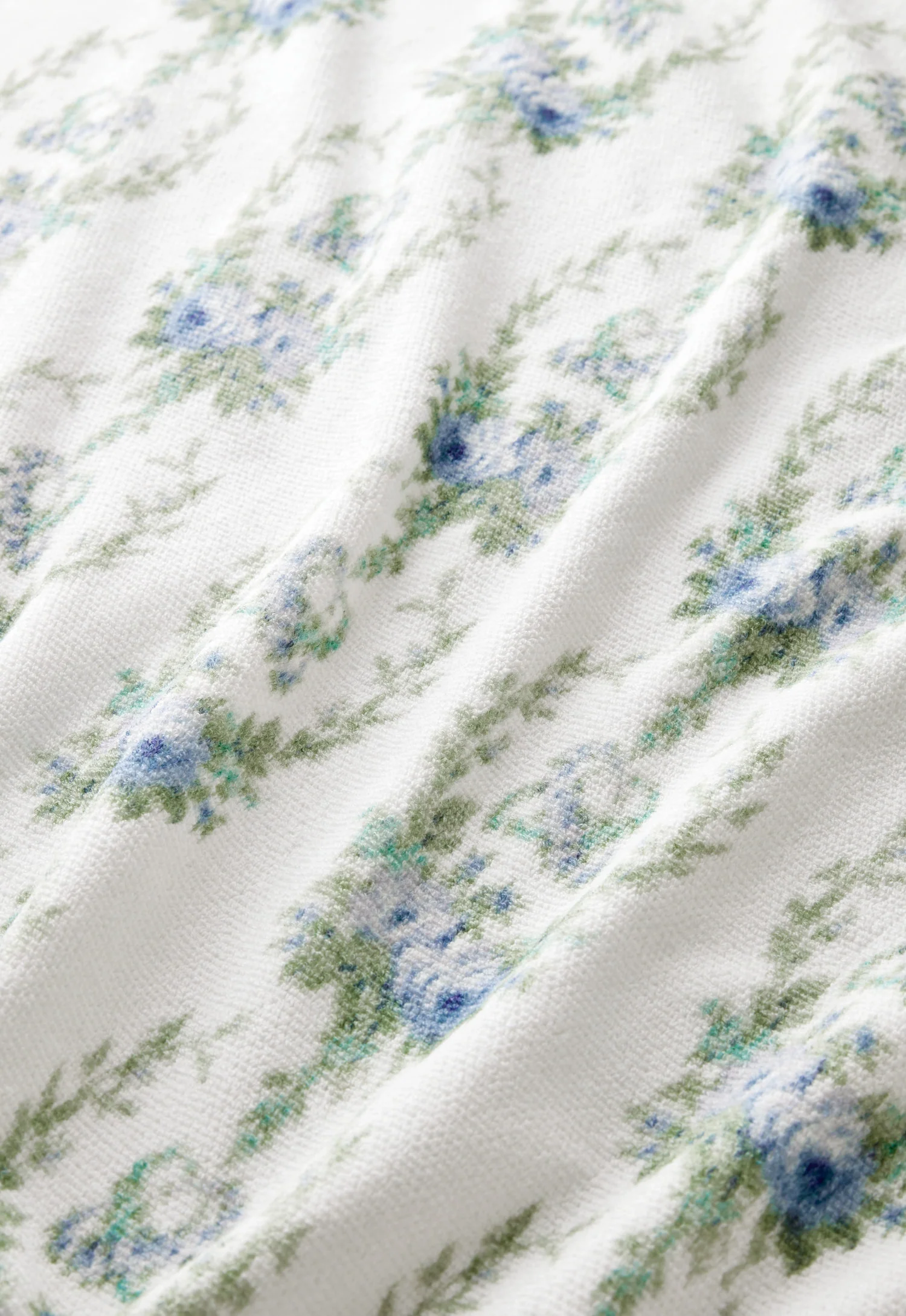 Cotton Bath Towel in Bow Print