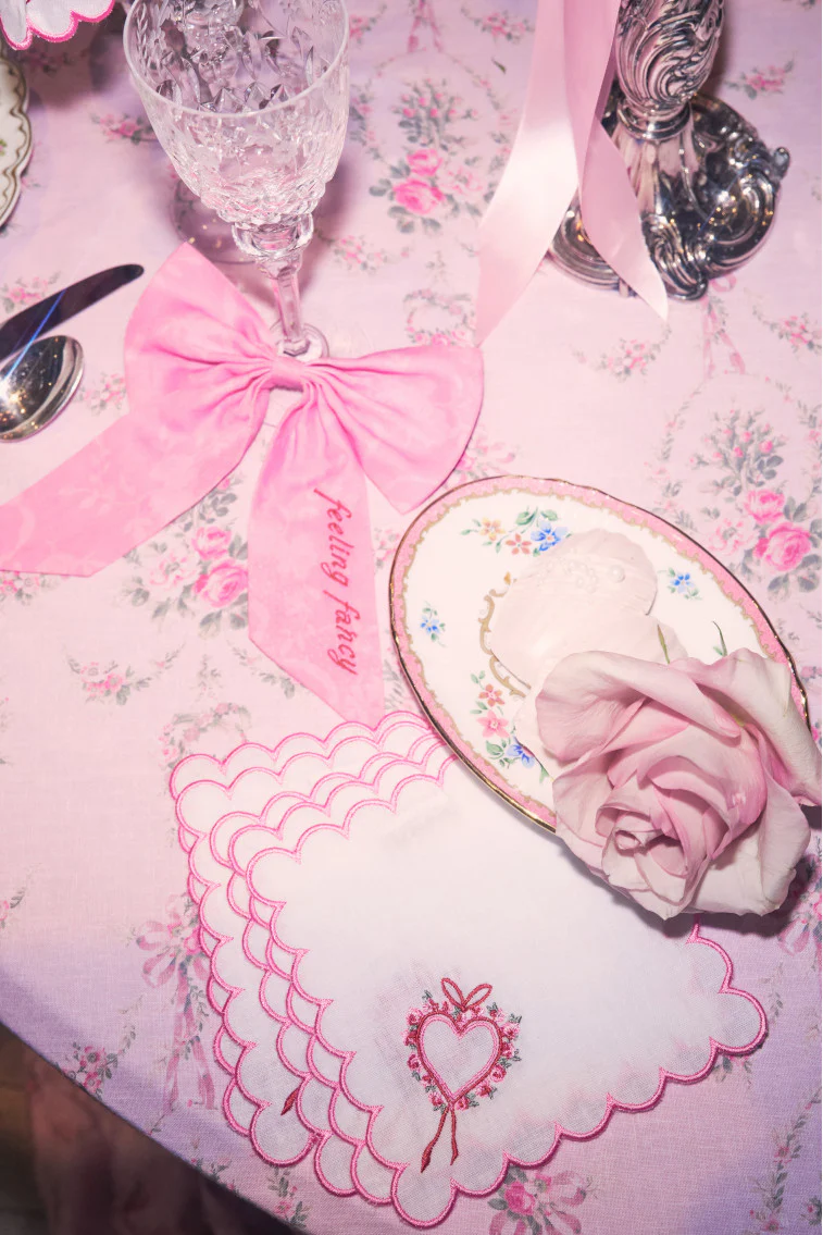 Bow Cocktail Napkins Set Of 4 - HOLIDAY WREATH