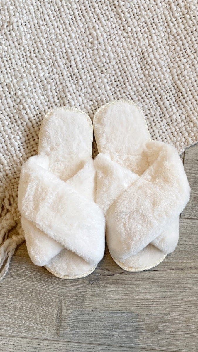 Jessica Fluffy Slippers - White