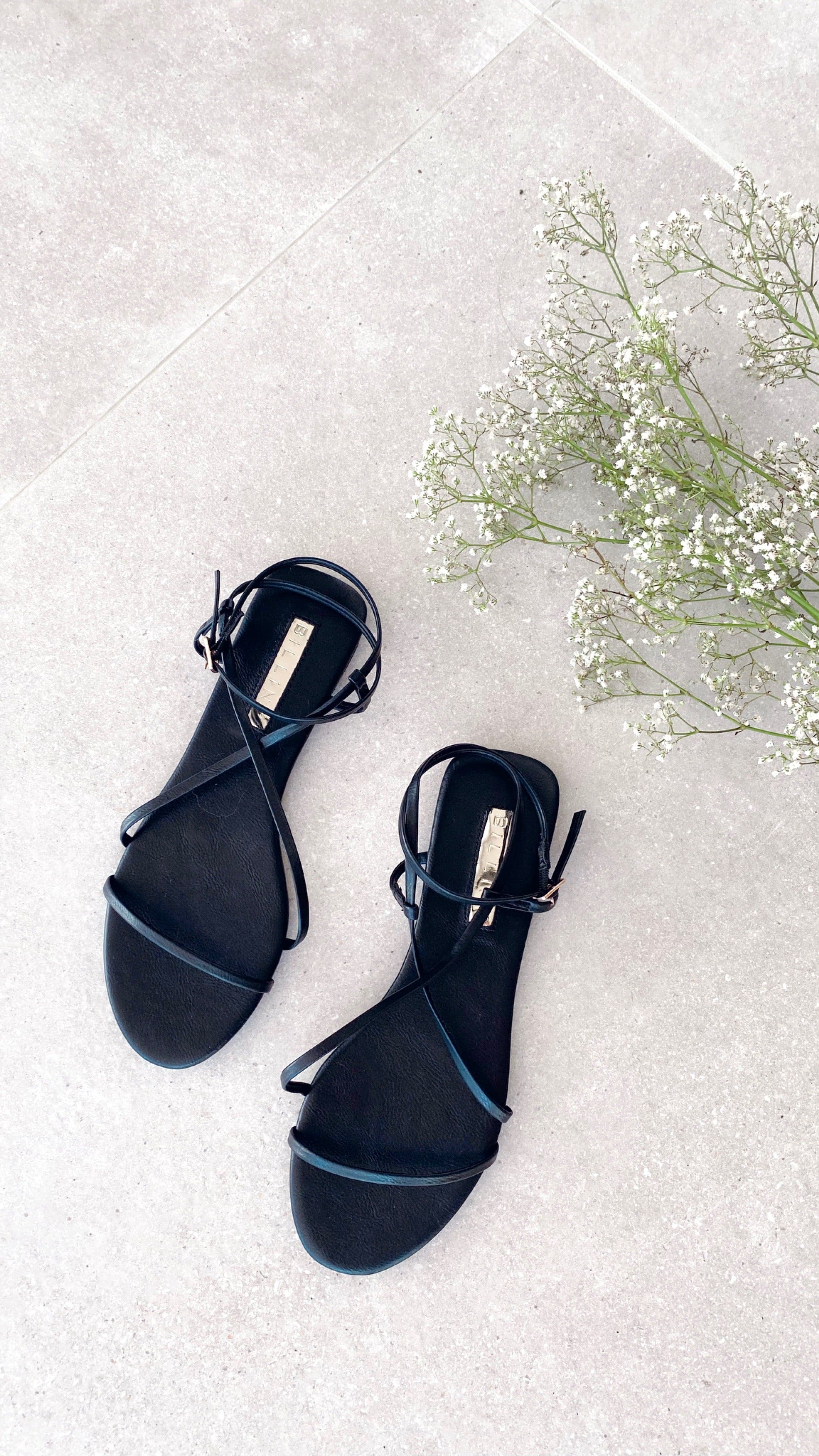 Pacific Sandals - Black