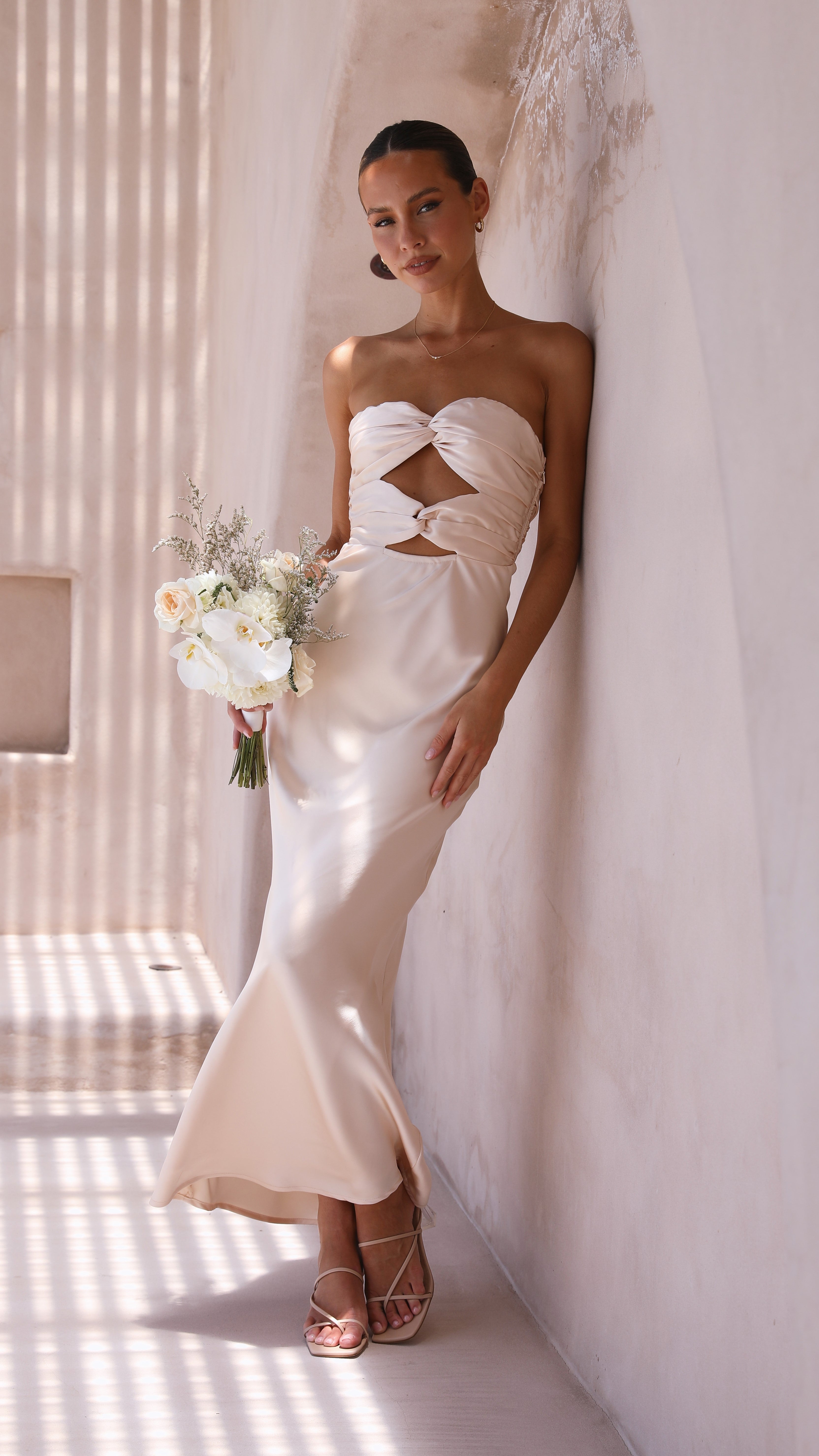 Izy Maxi Dress - Champagne