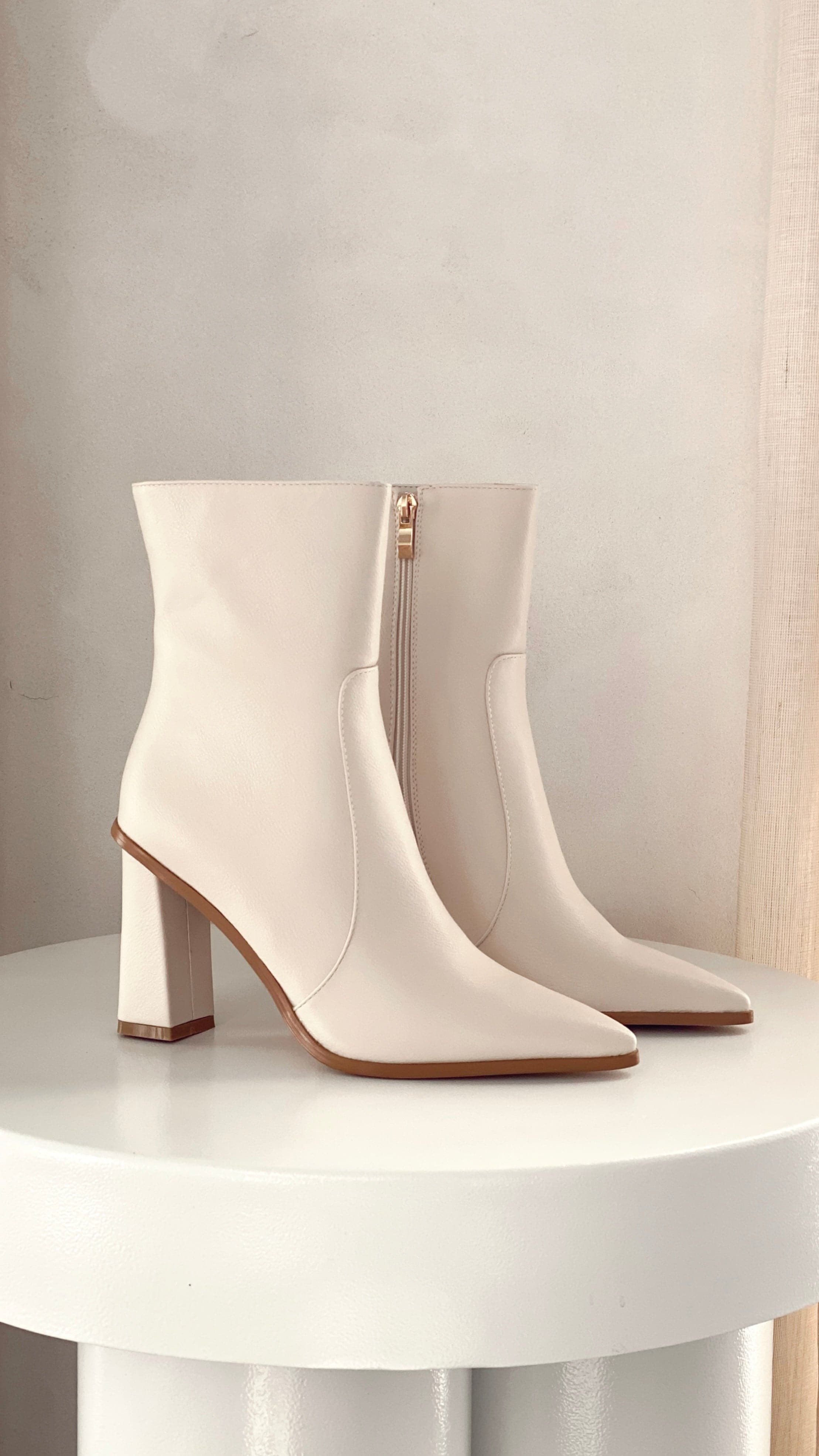 Mirie Boots  - Ivory