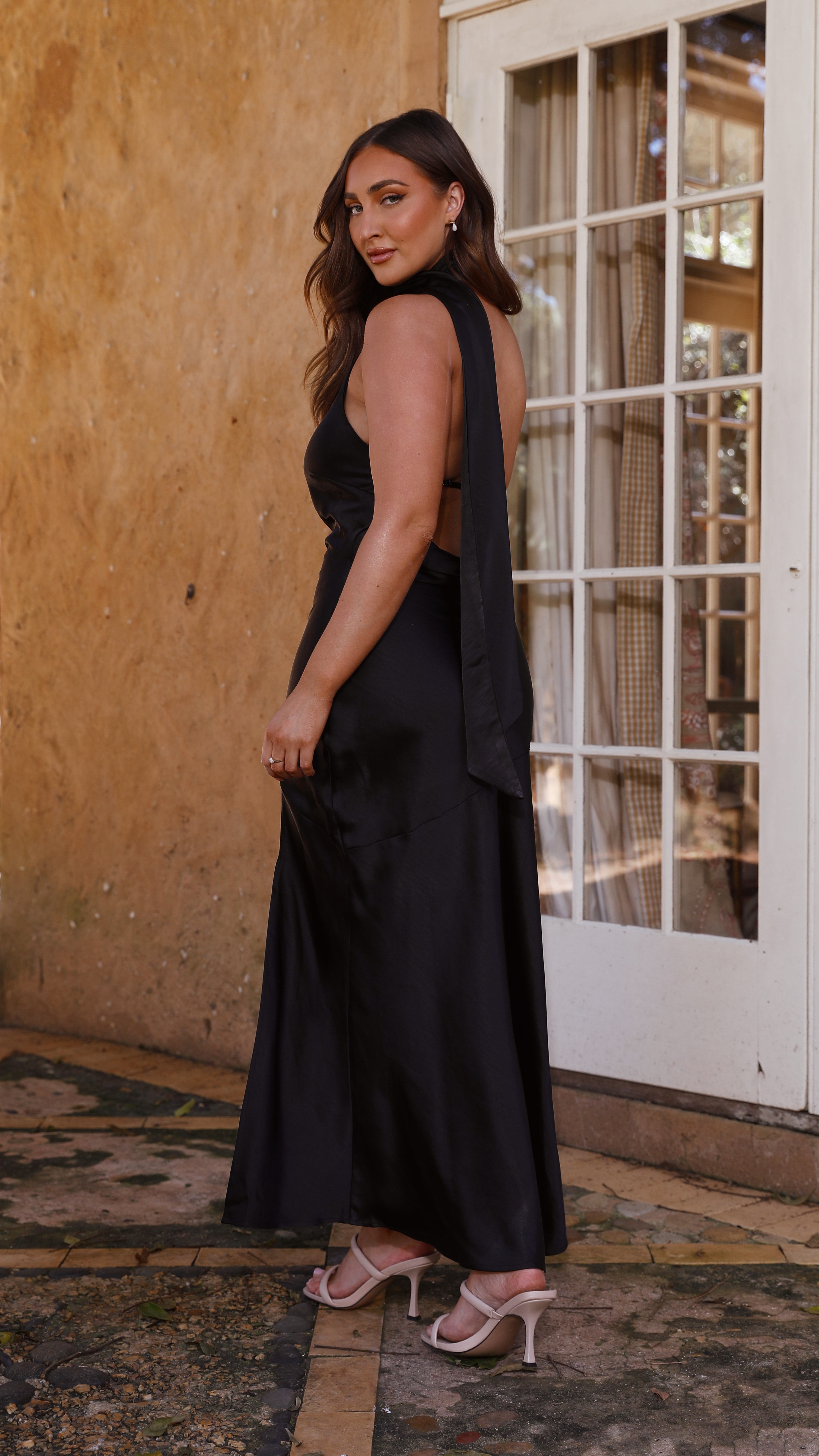 Hera Midi Dress - Black
