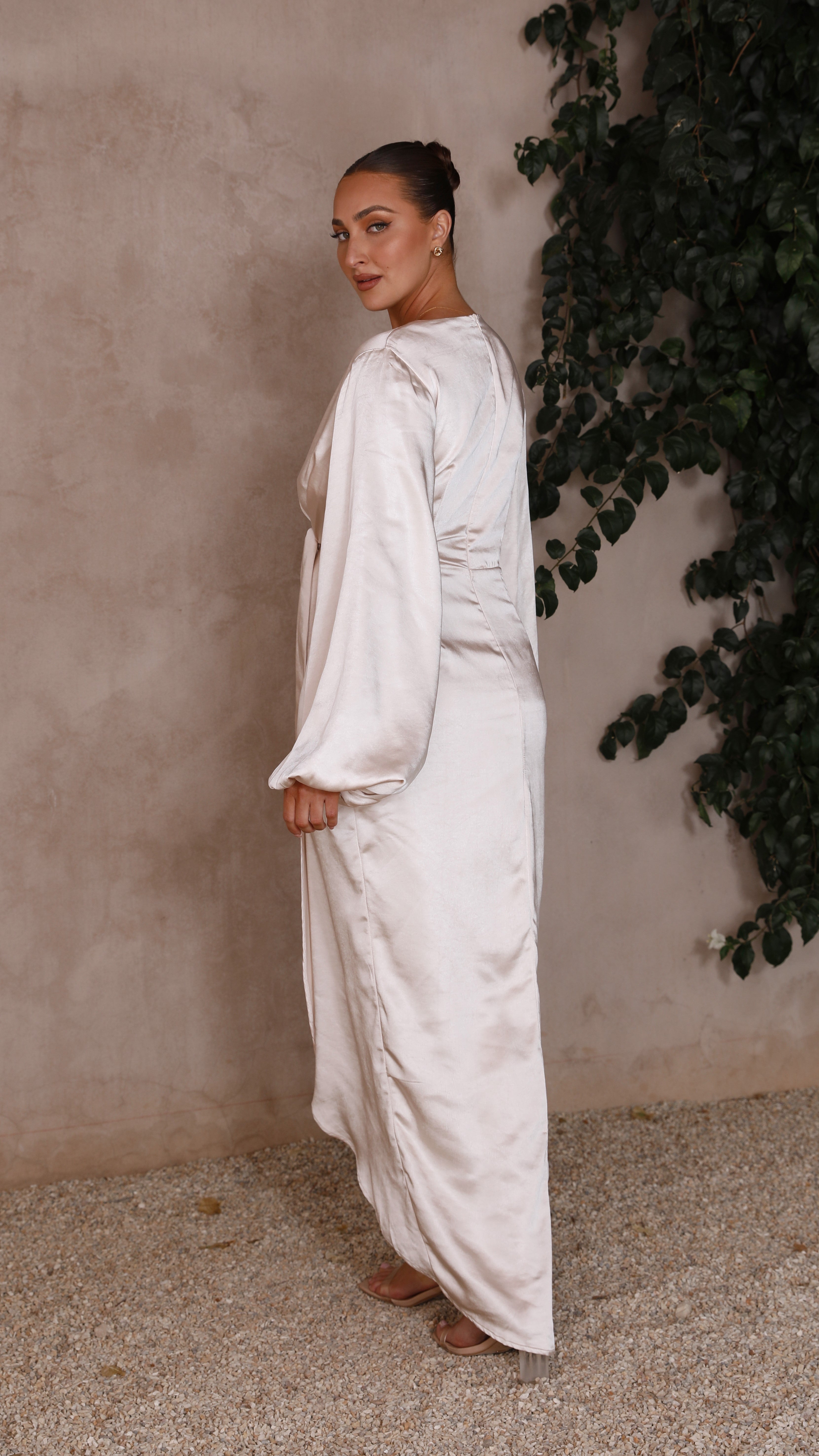 Naomi Long Sleeve Maxi Dress - Champagne