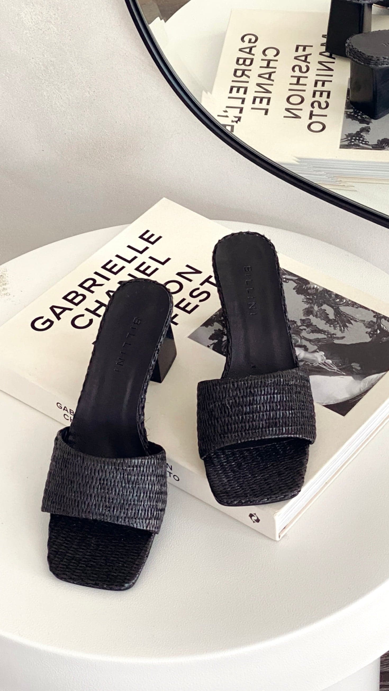 Ukko Heel - Black Raffia