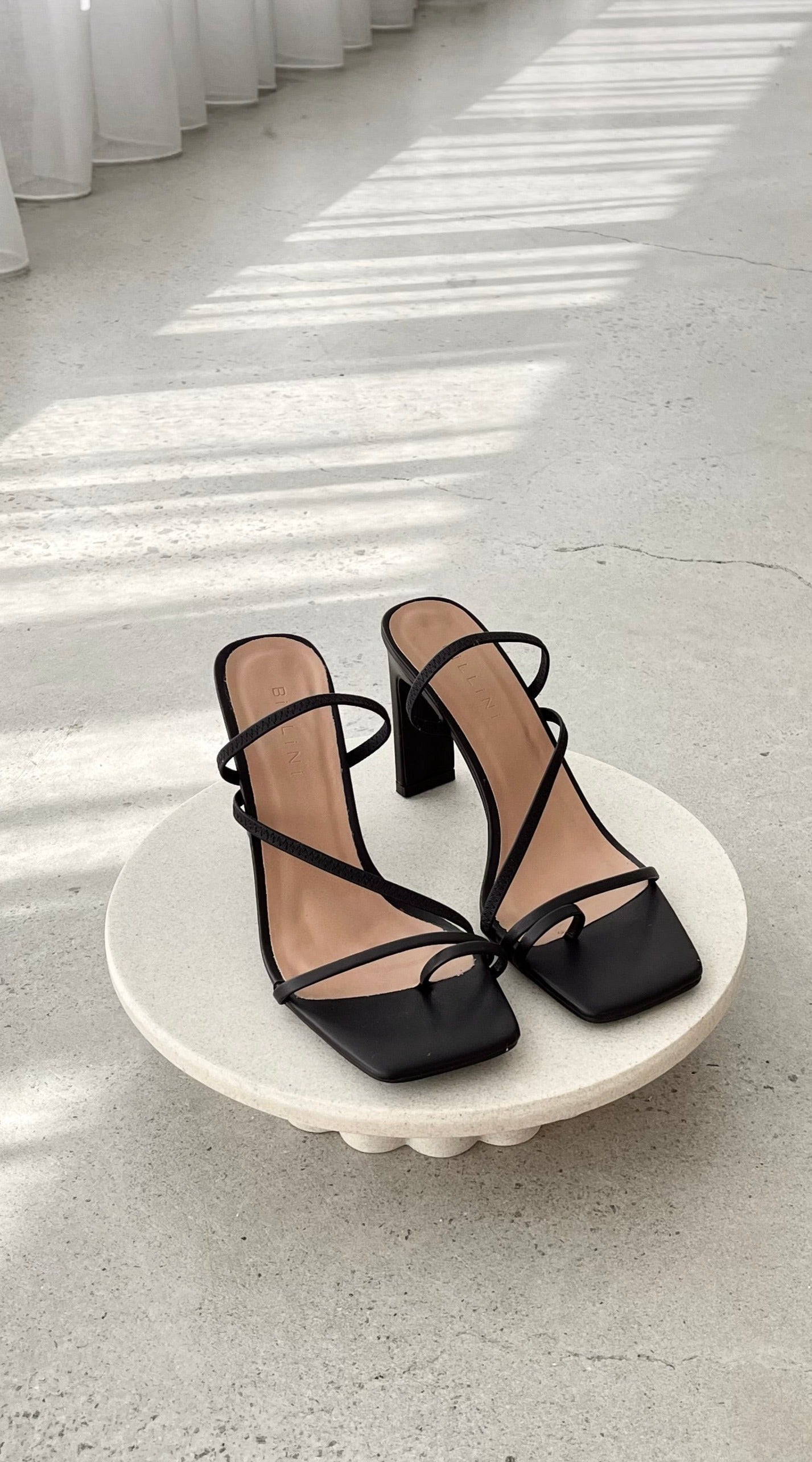 Reyna Heel - Black