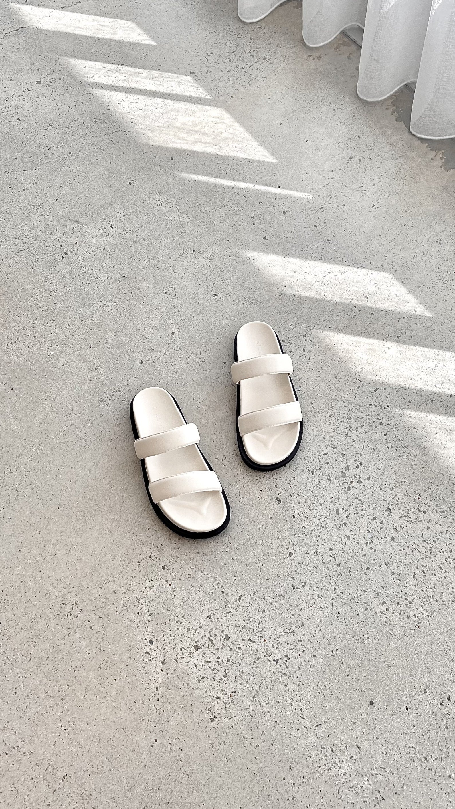 Tazra Slide - Bone