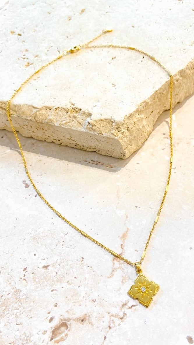 Cleo Necklace - Gold