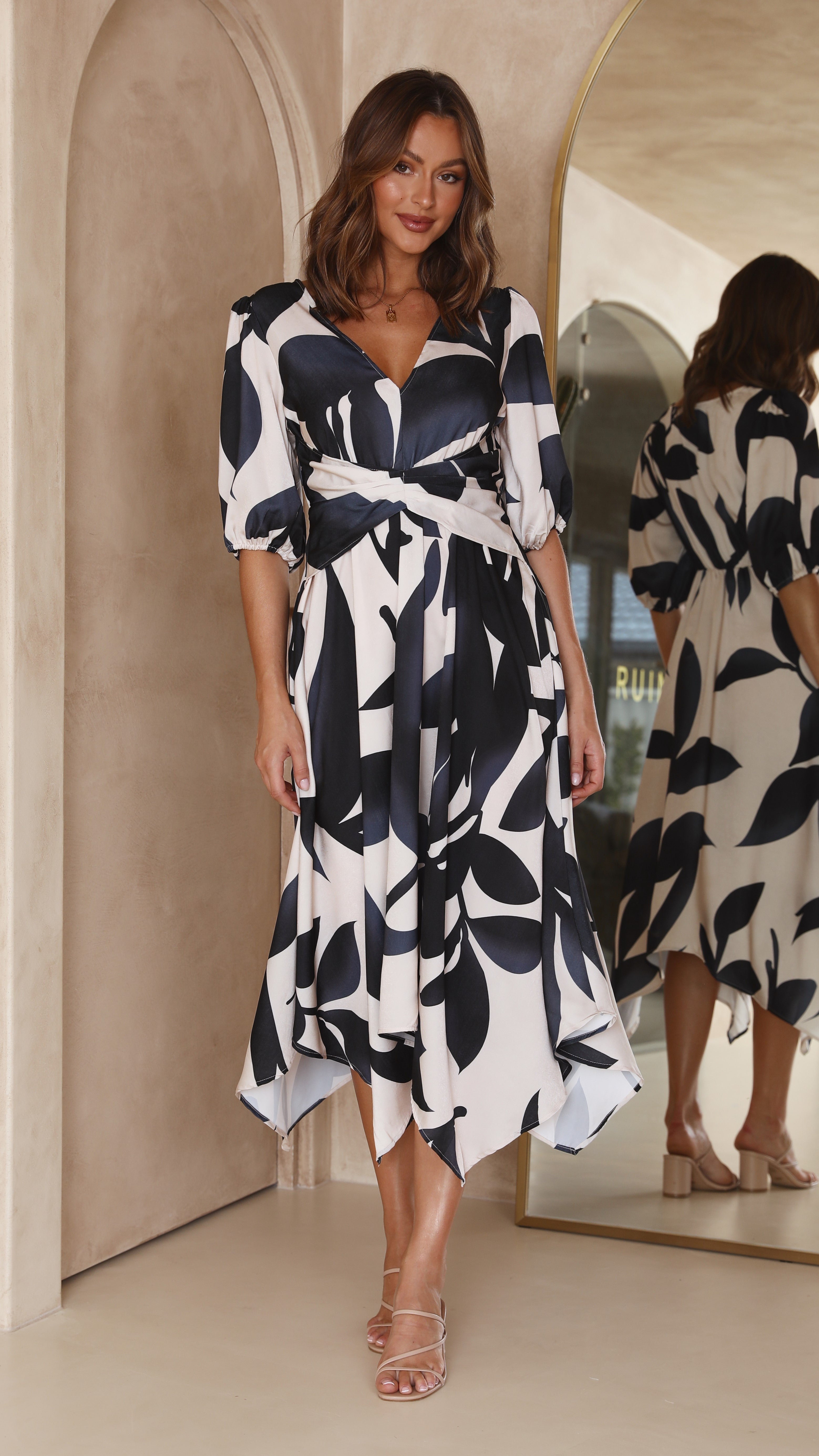 Dontella Midi Dress - Black/Champagne