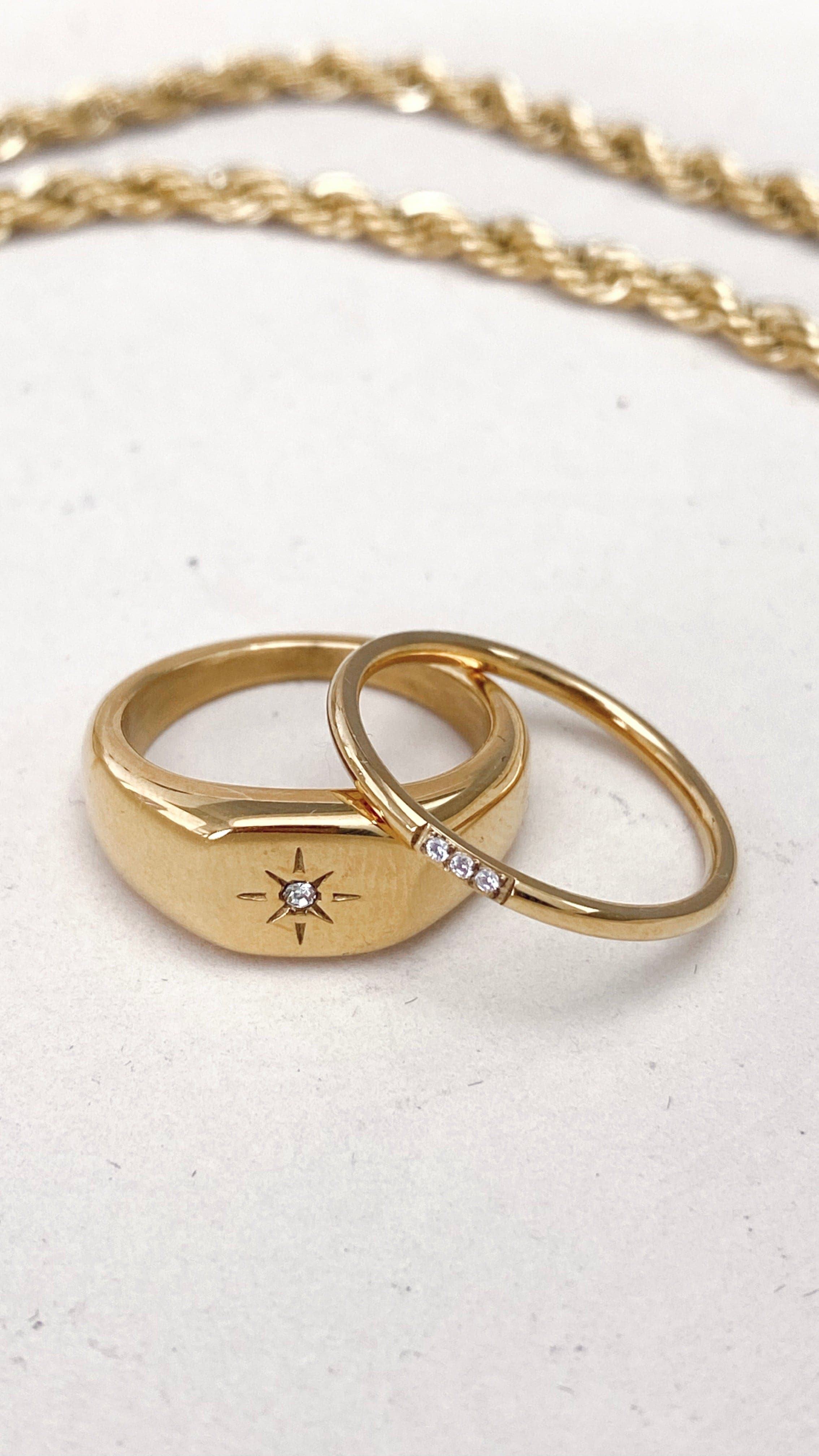 Star Essential Ring - Gold