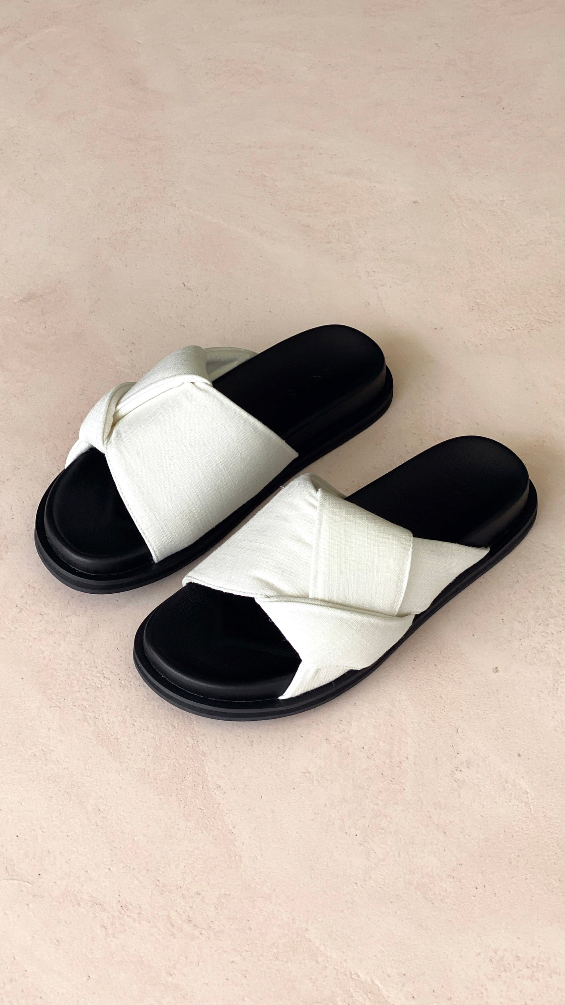 Sol Sana Mellow Footbed - White