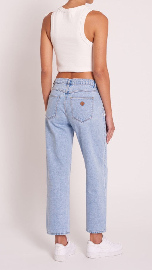 Abrand 95 Mid Straight Jean - Walk Away