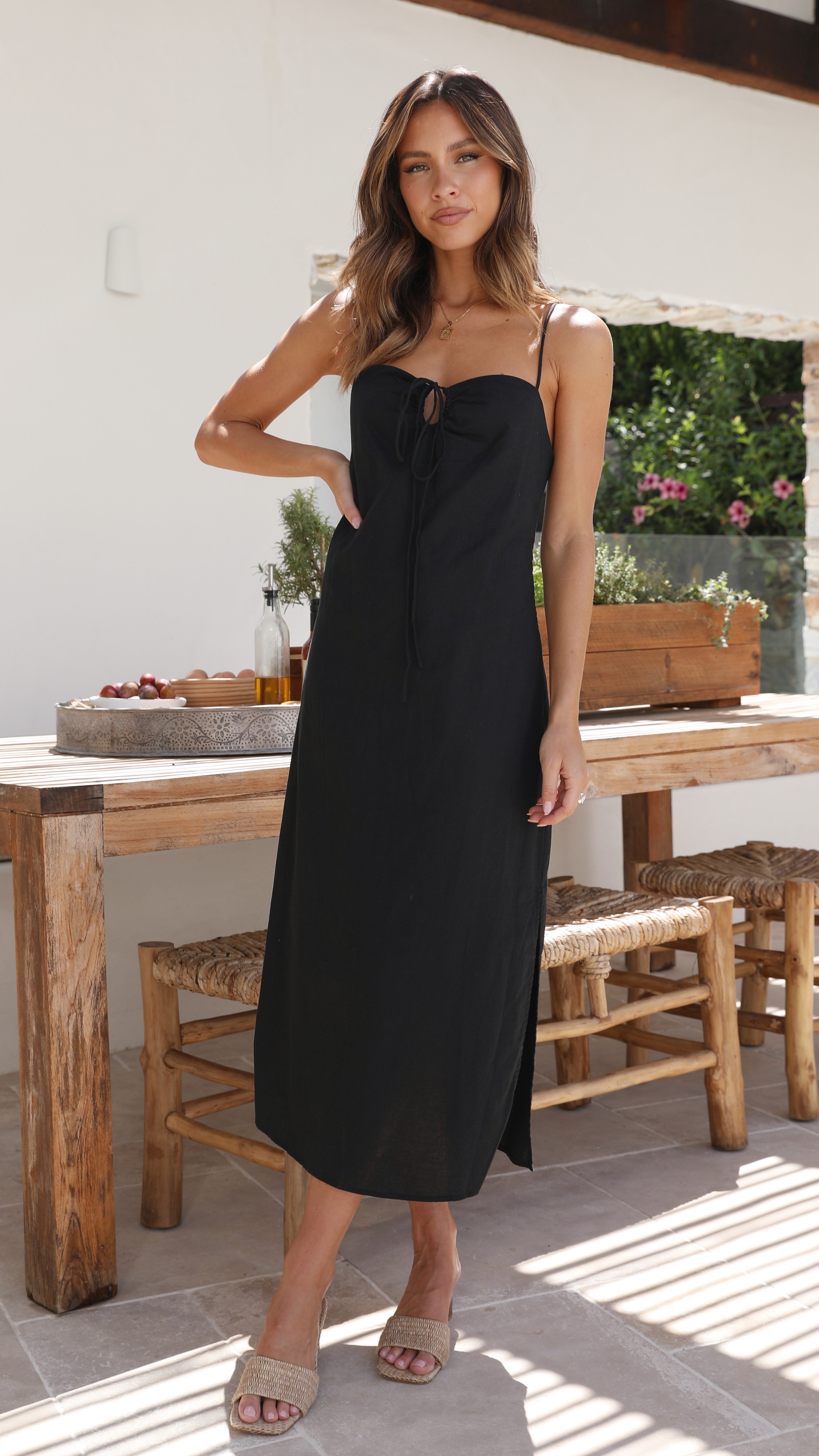 Neri Midi Dress - Black